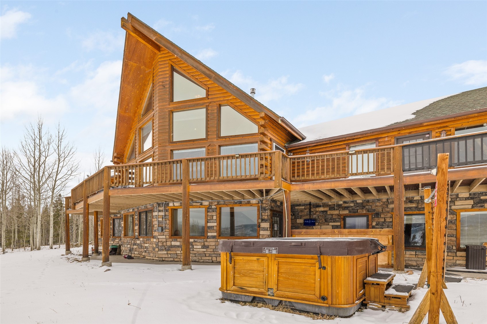 596 Aspen DRIVE