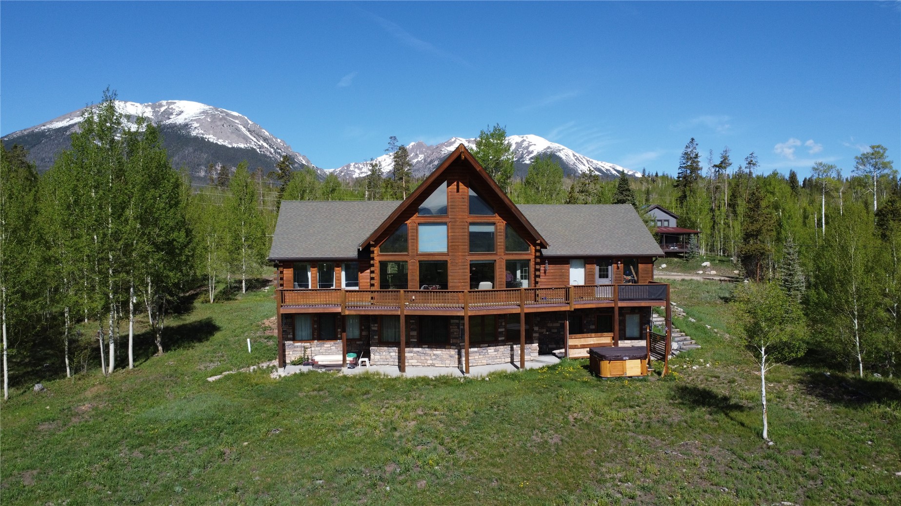 596 Aspen DRIVE