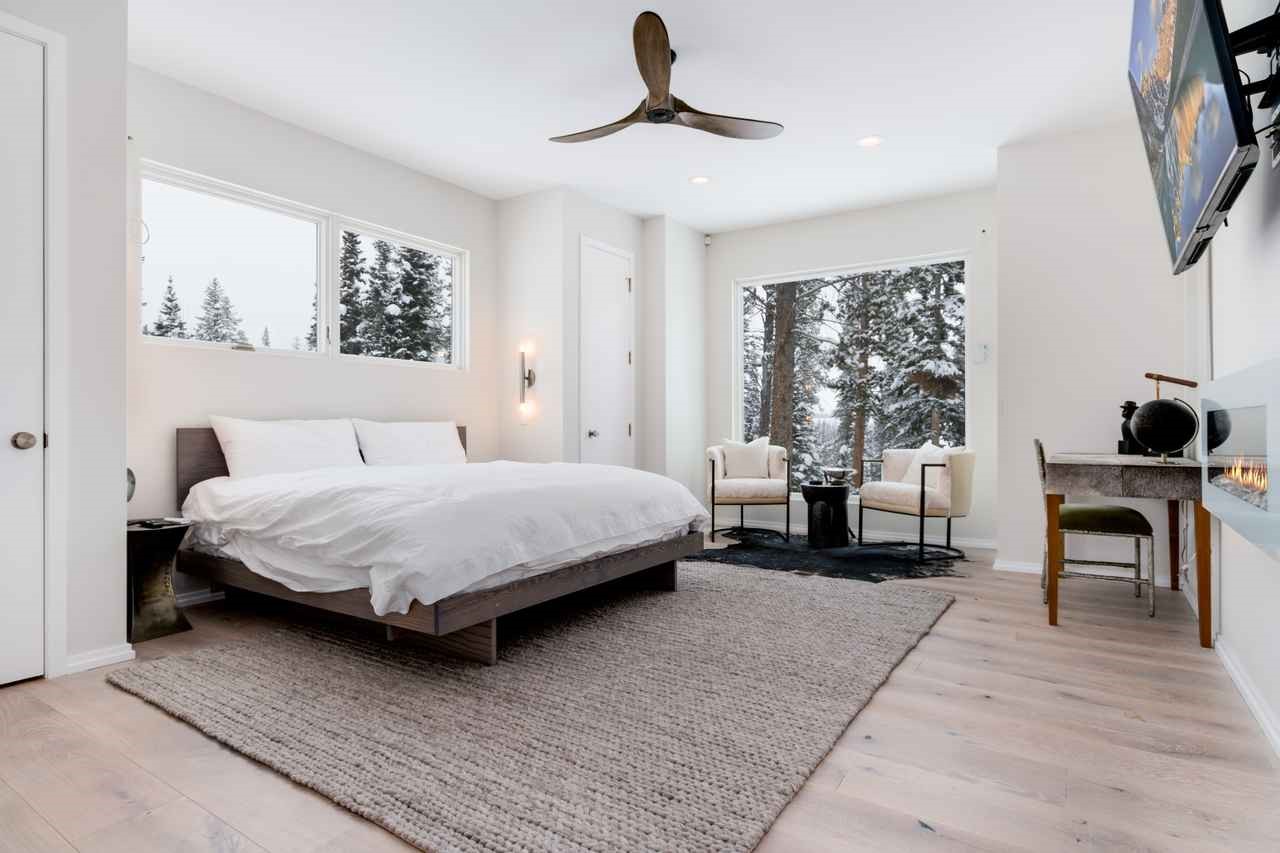 26 North Woods LANE 1