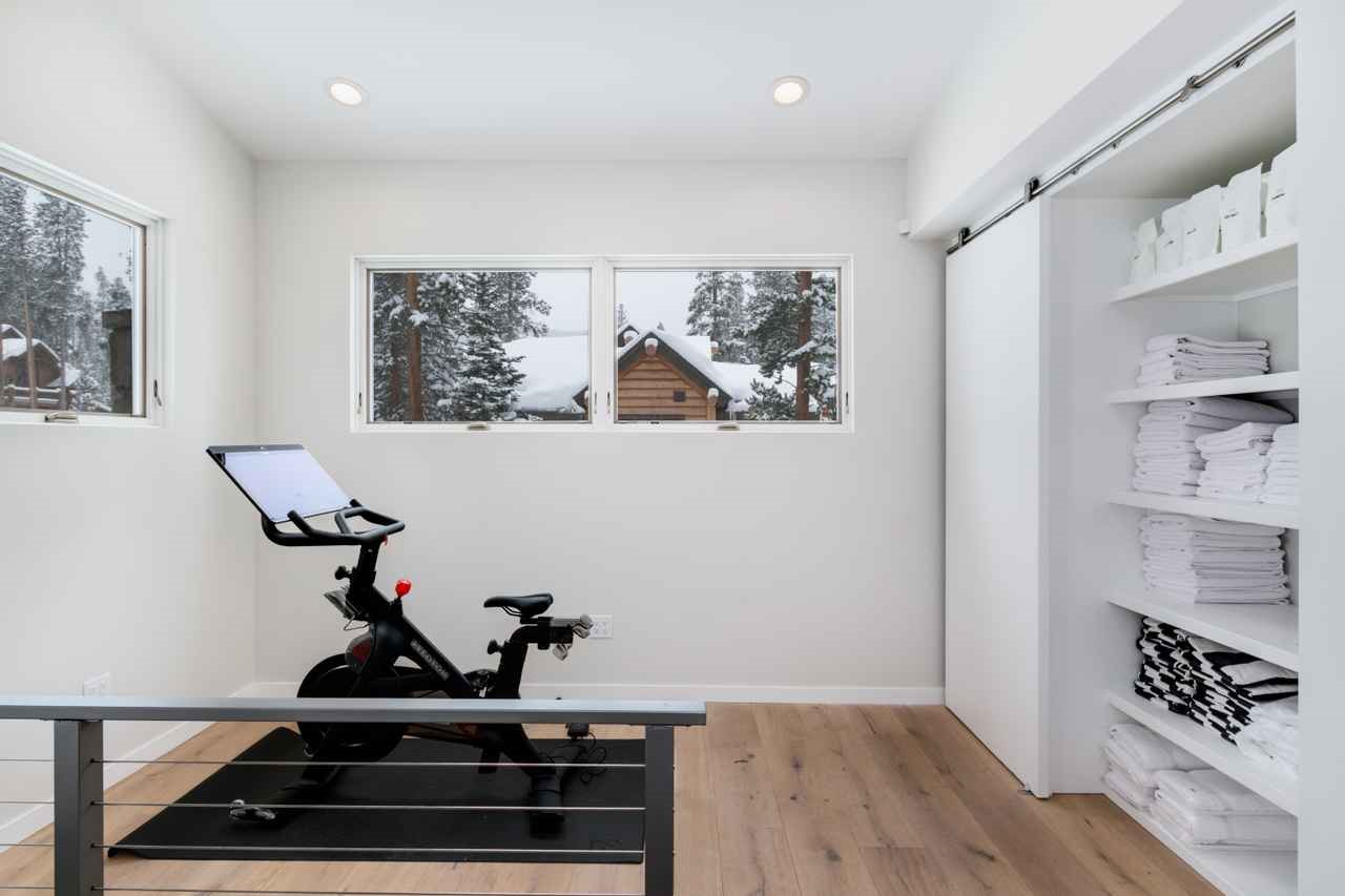 26 North Woods LANE 1