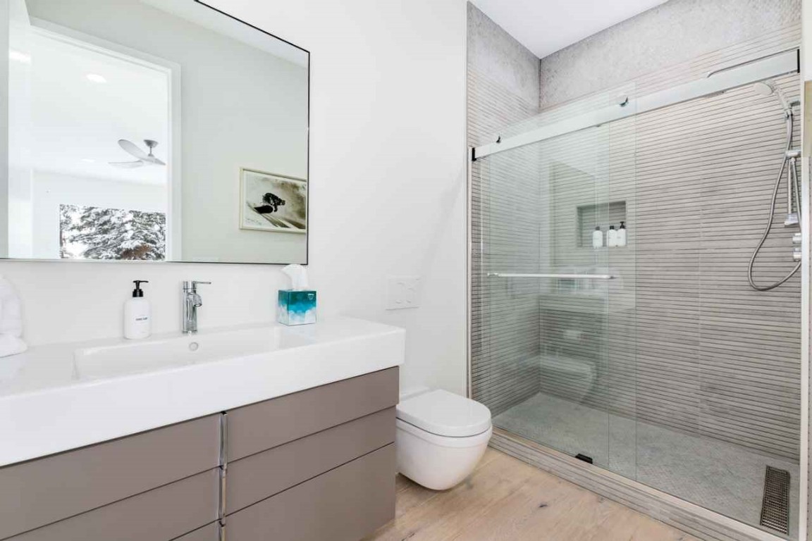 26 North Woods LANE 1