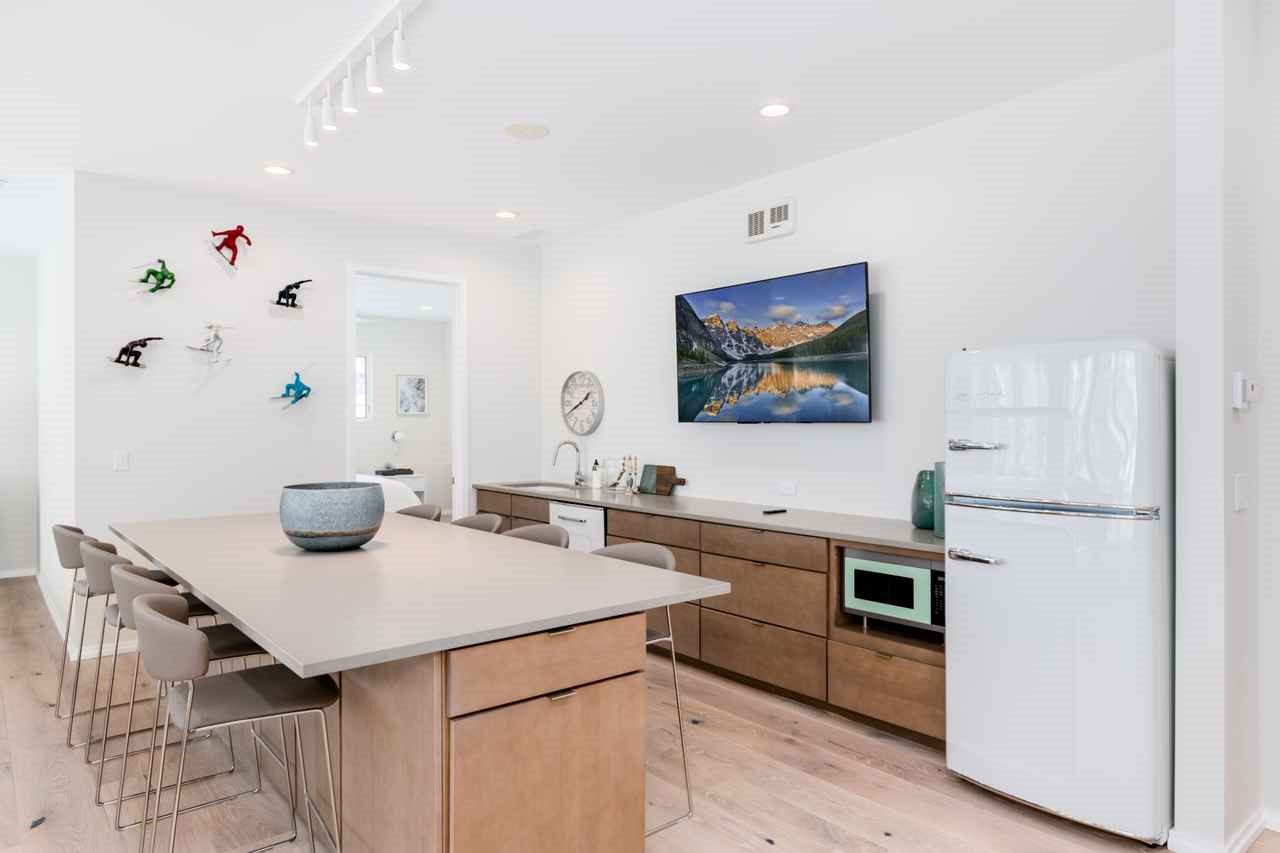 26 North Woods LANE 1