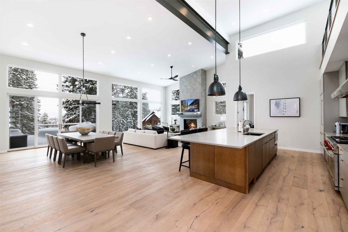 26 North Woods LANE 1