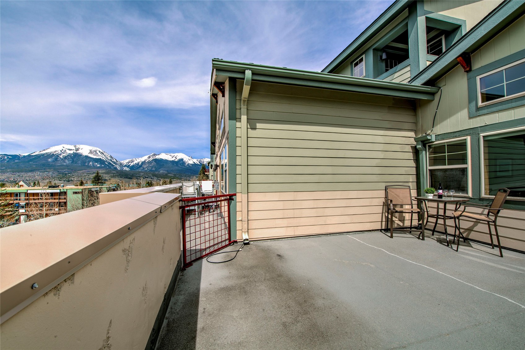 135 Main STREET 218
