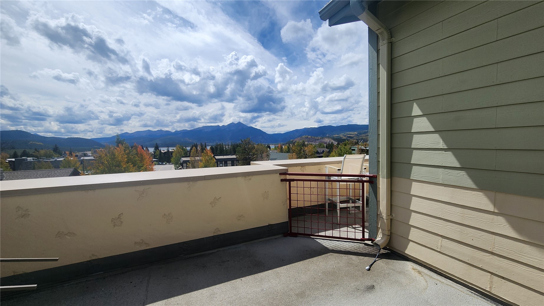 135 Main STREET 218