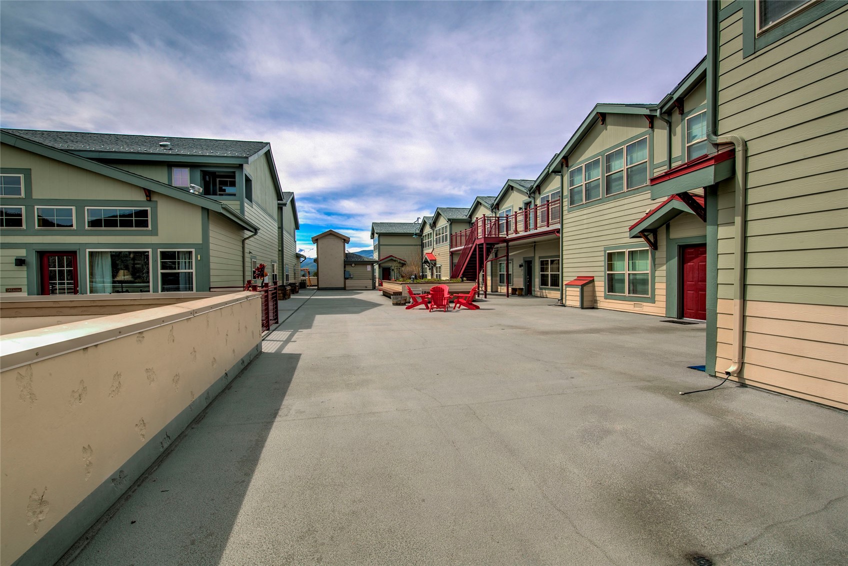 135 Main STREET 218