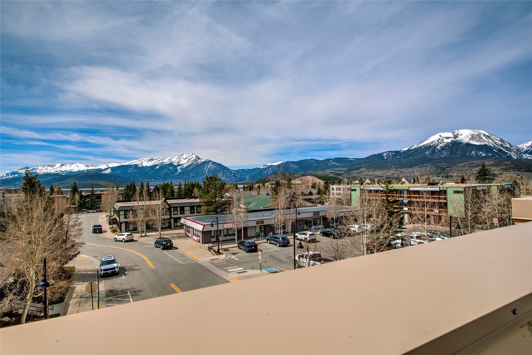 135 Main STREET 218
