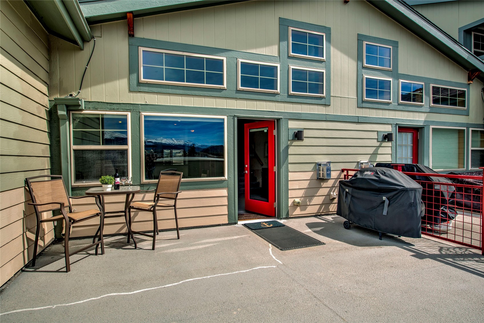135 Main STREET 218