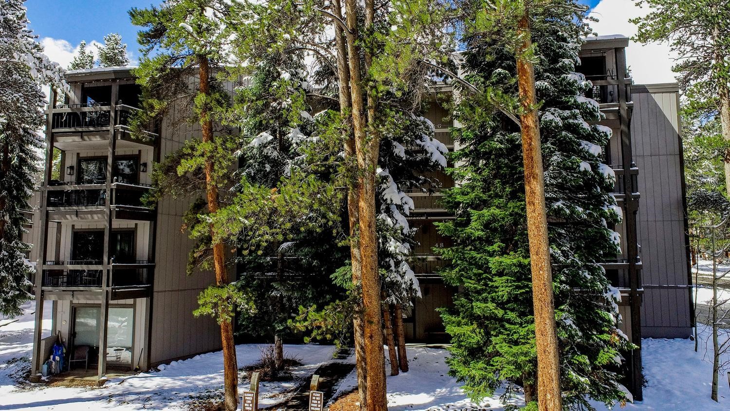 1075 Ski Hill ROAD 46
