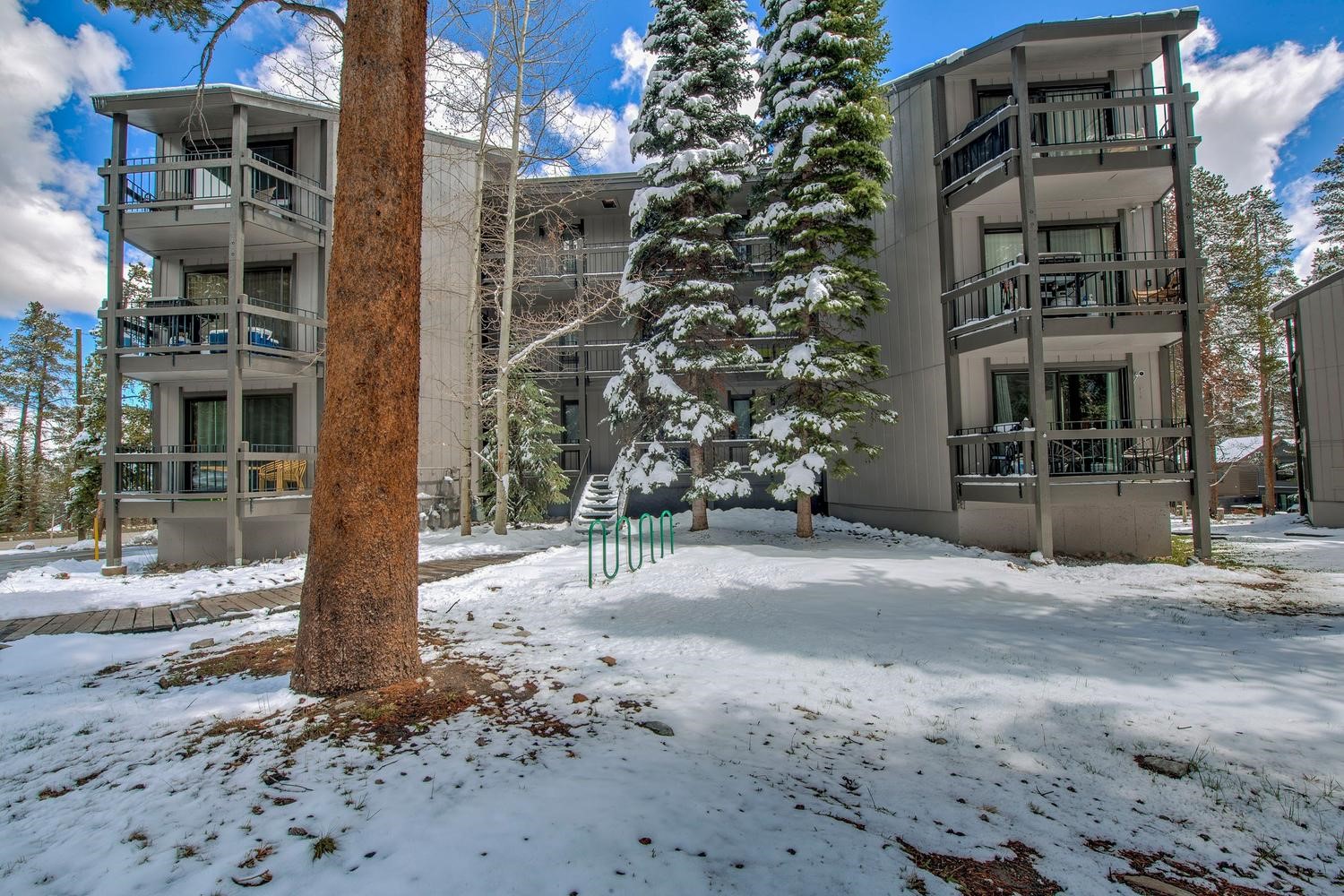 1075 Ski Hill ROAD 46