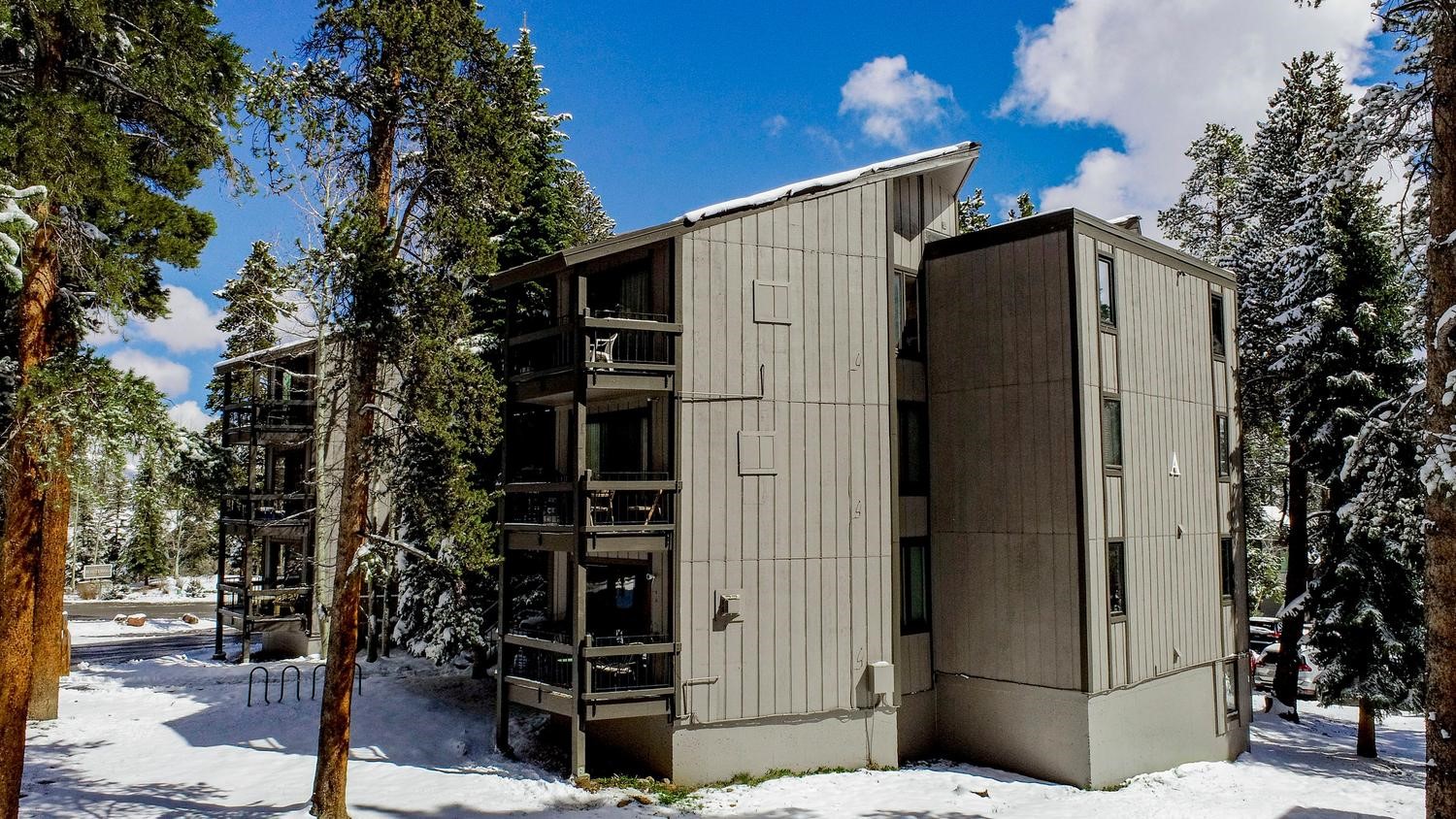1075 Ski Hill ROAD 46