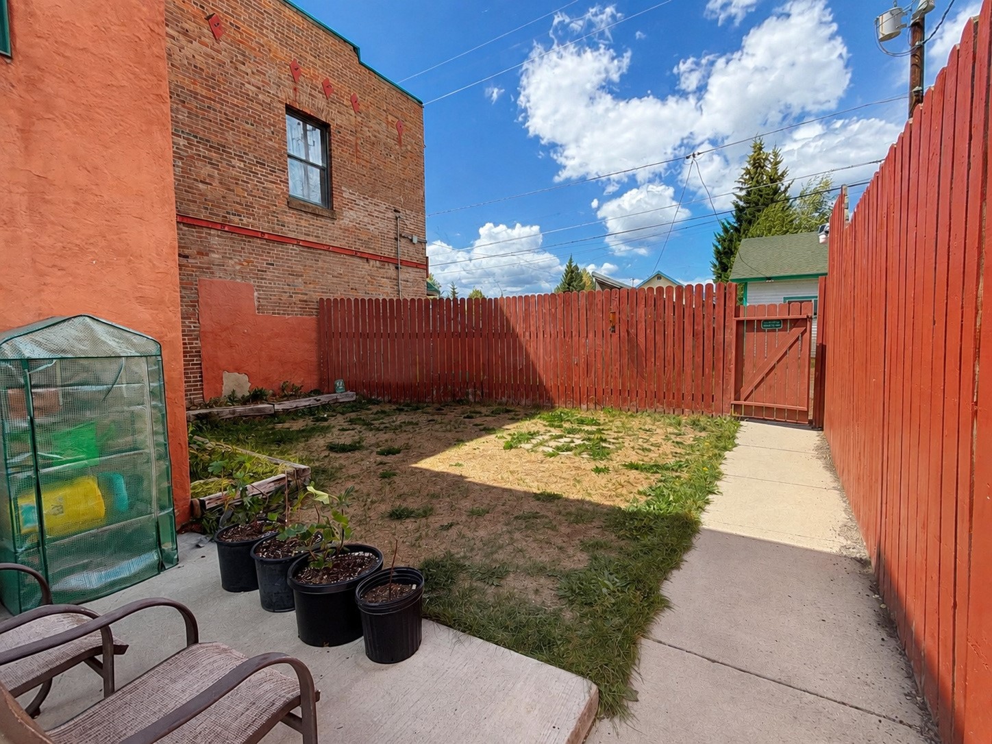 118 W 2nd STREET H