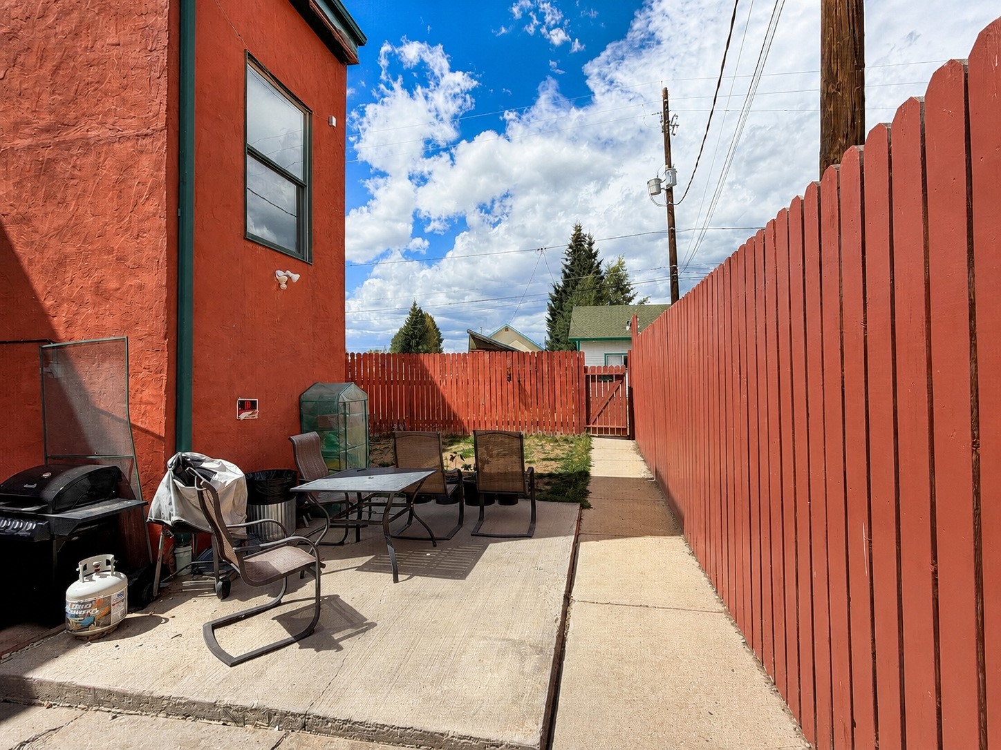 118 W 2nd STREET H