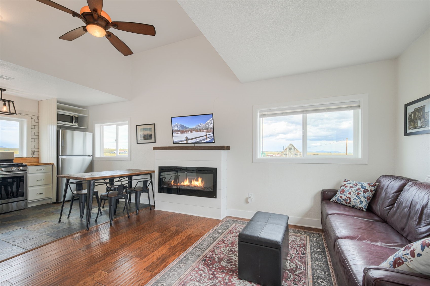 137 Western Bee LANE