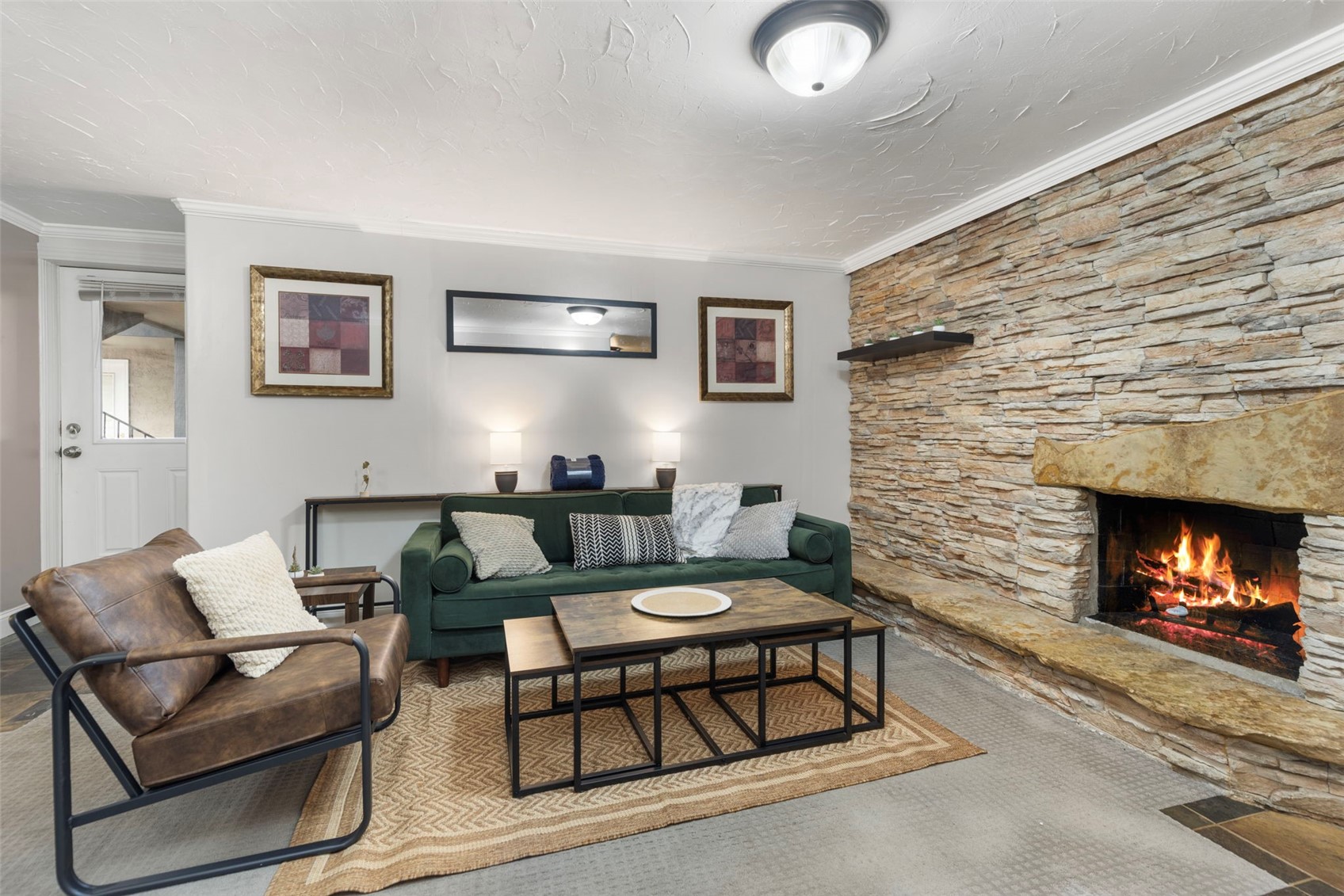 214 N Main STREET 6