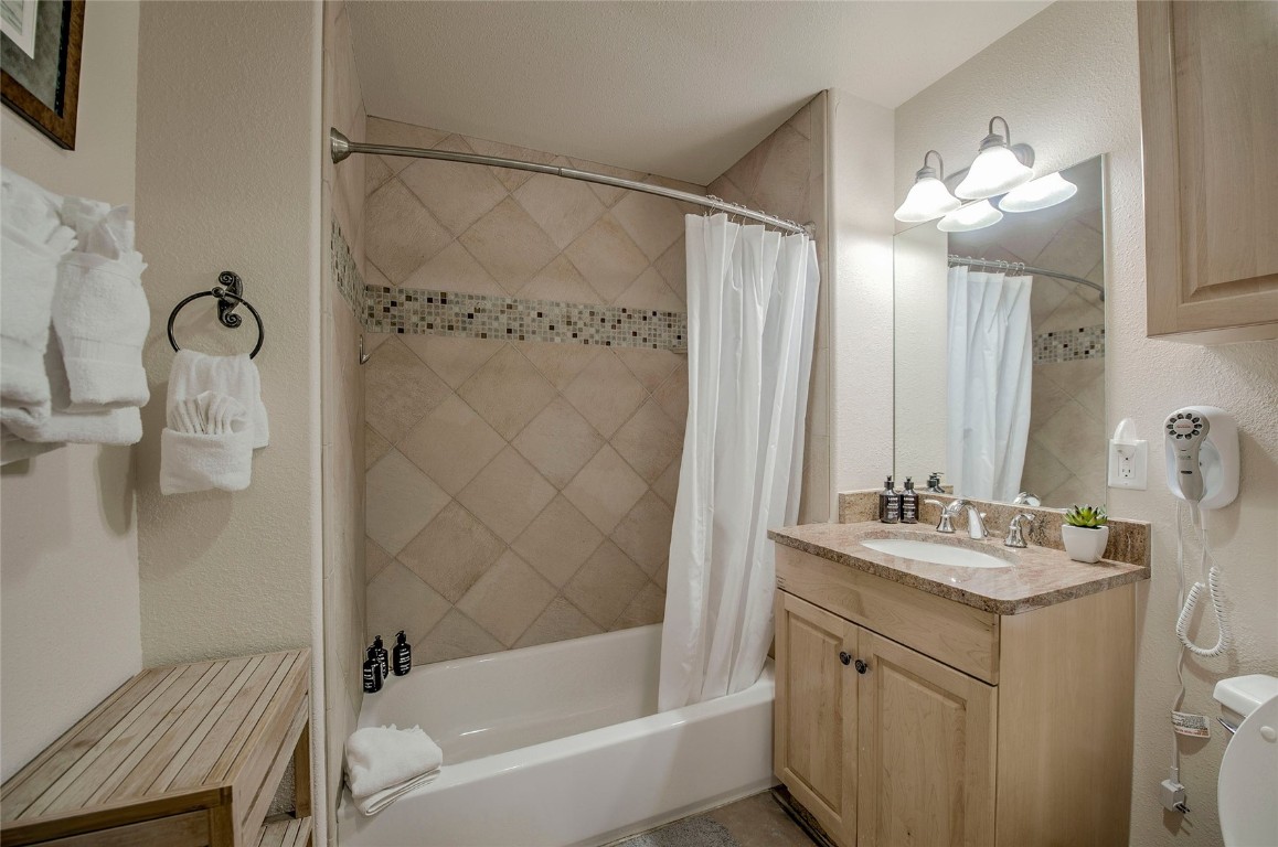 22714 Us Highway 6 5969