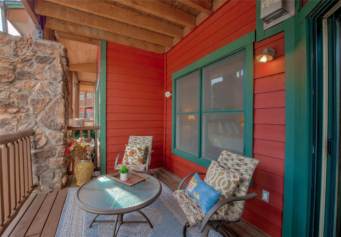 22714 Us Highway 6 5969