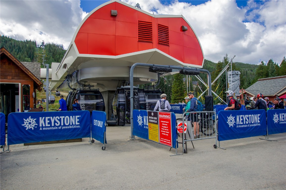 22714 Us Highway 6 5969