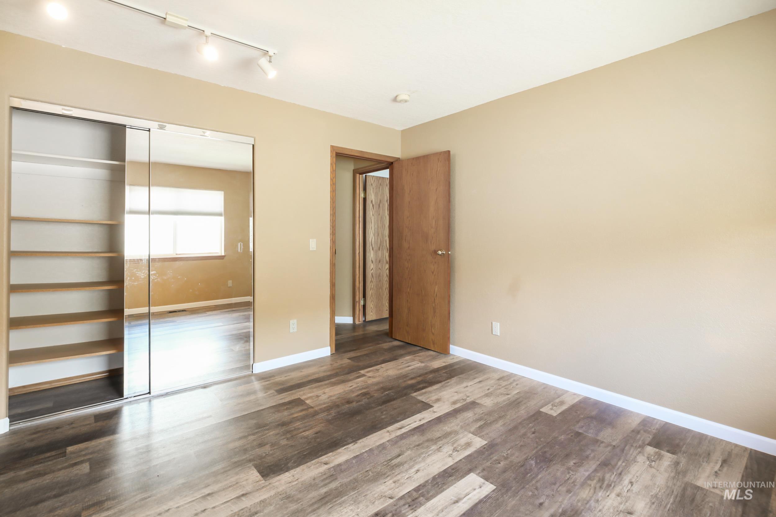 1707 Westlake Dr.