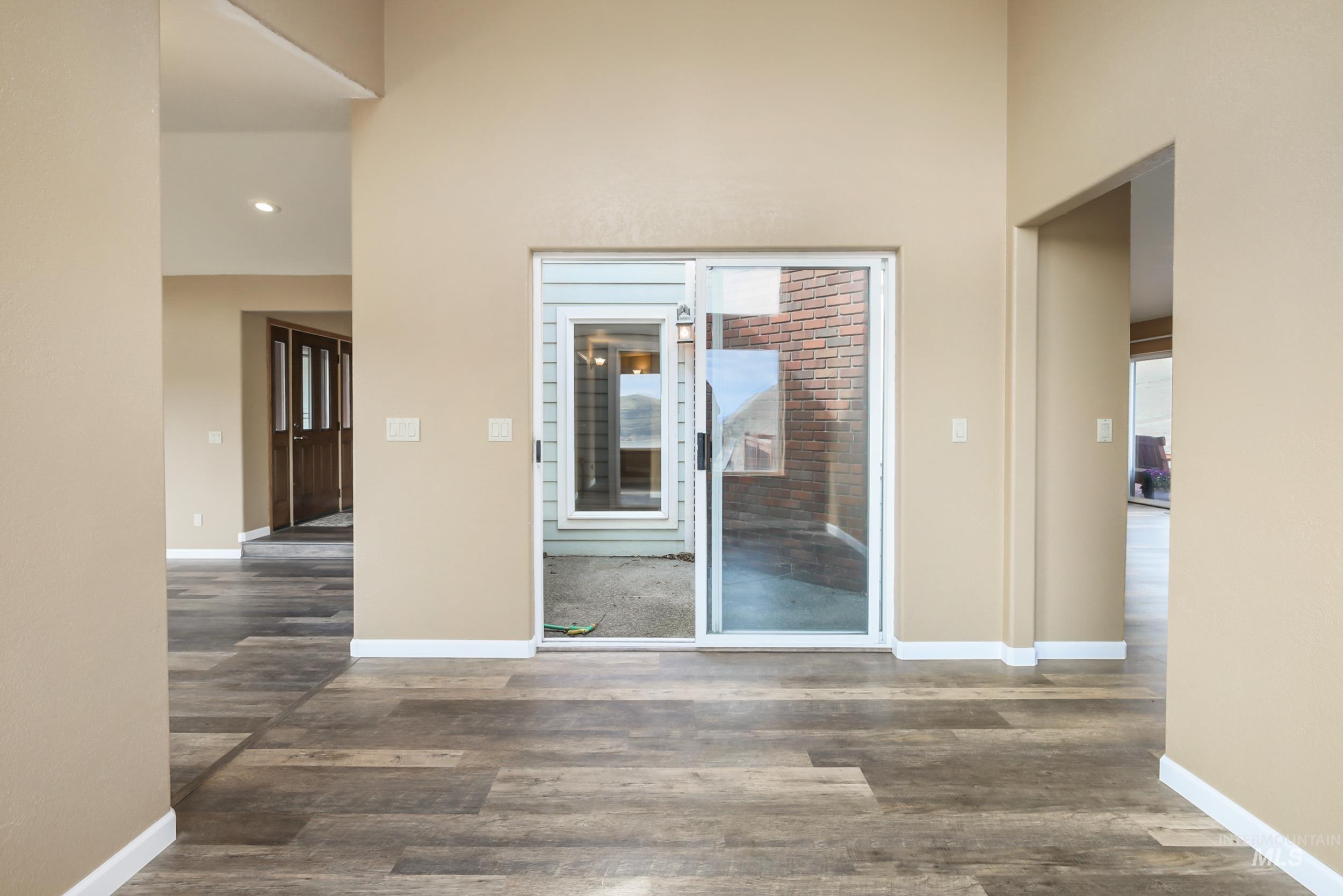 1707 Westlake Dr.