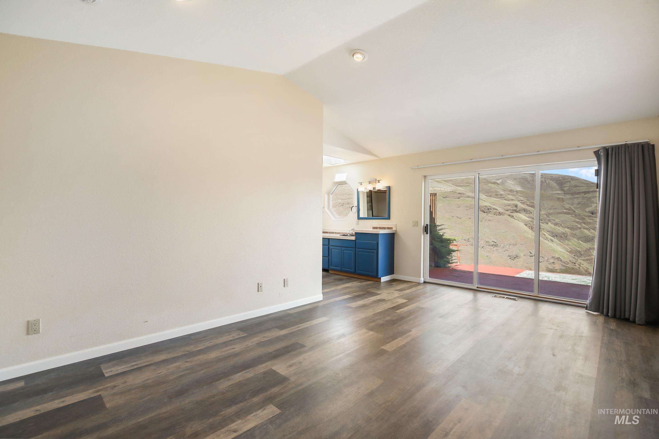 1707 Westlake Dr.