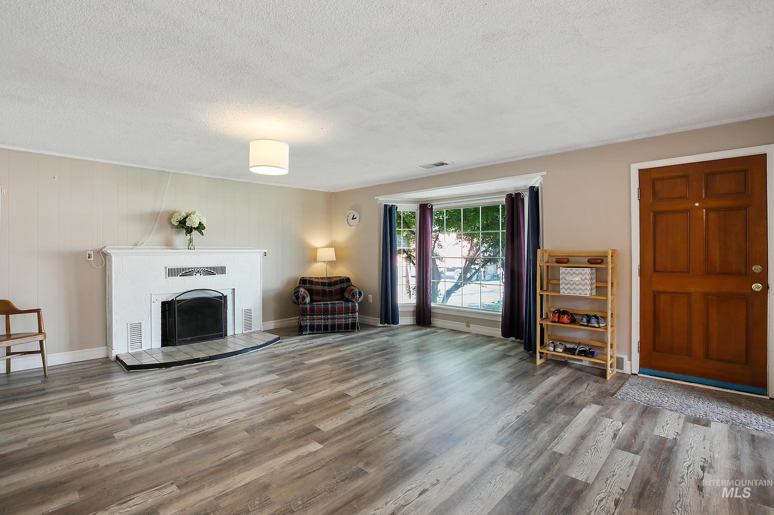 720 13th Ave