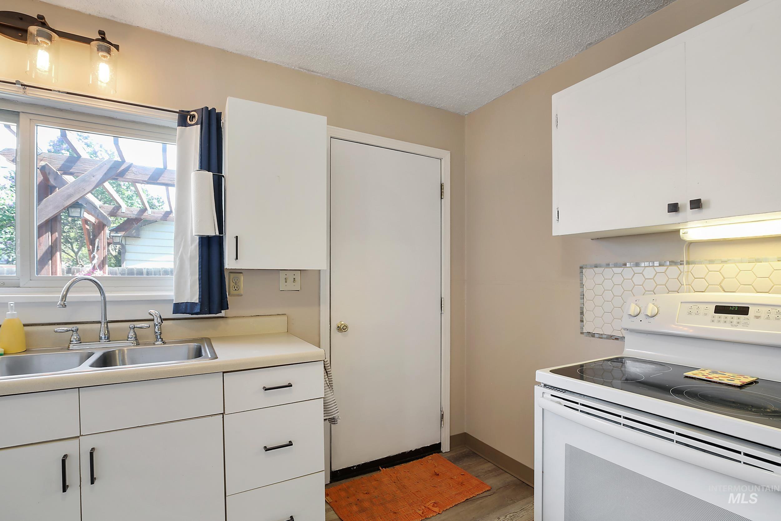 720 13th Ave