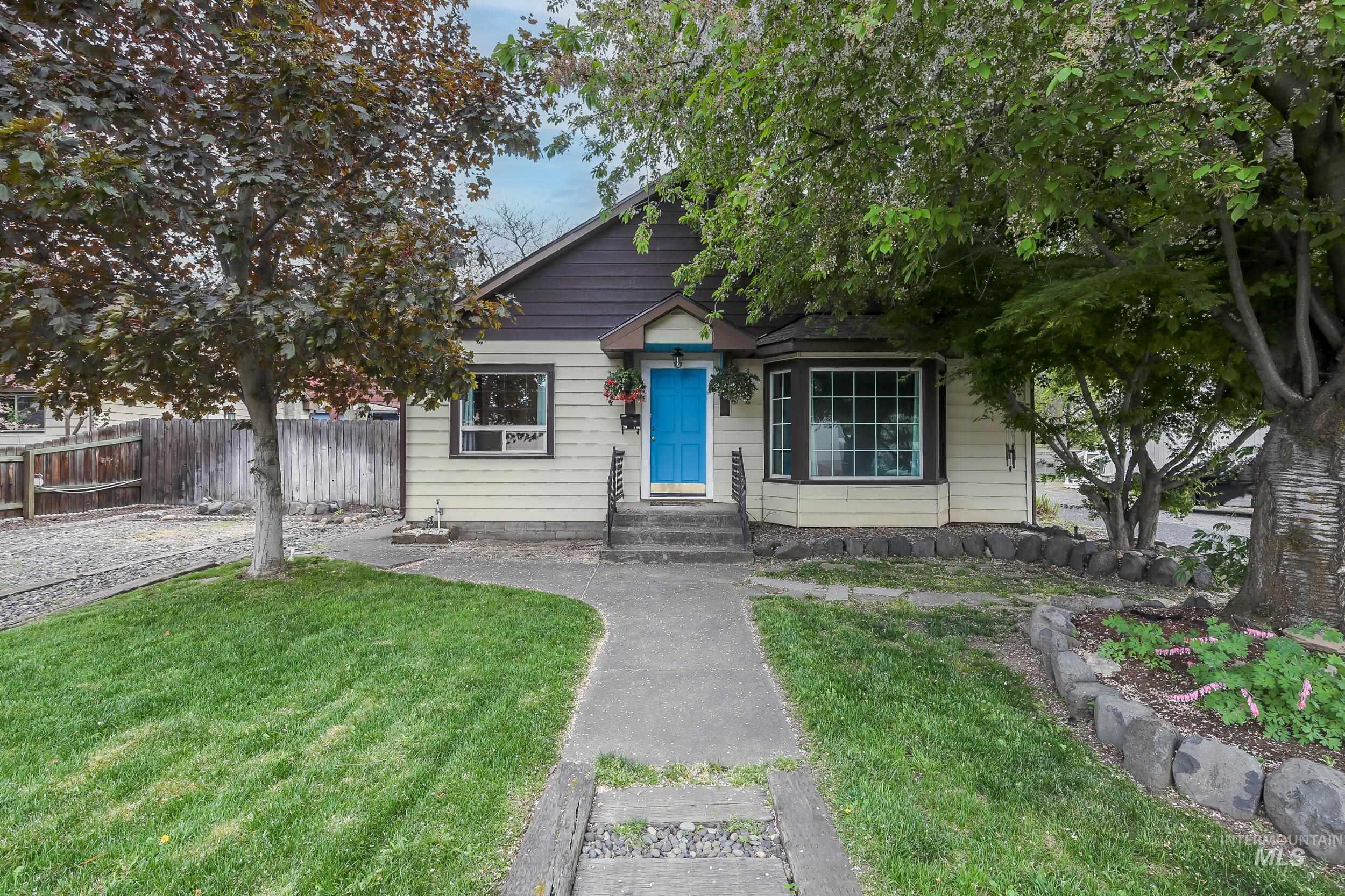 720 13th Ave