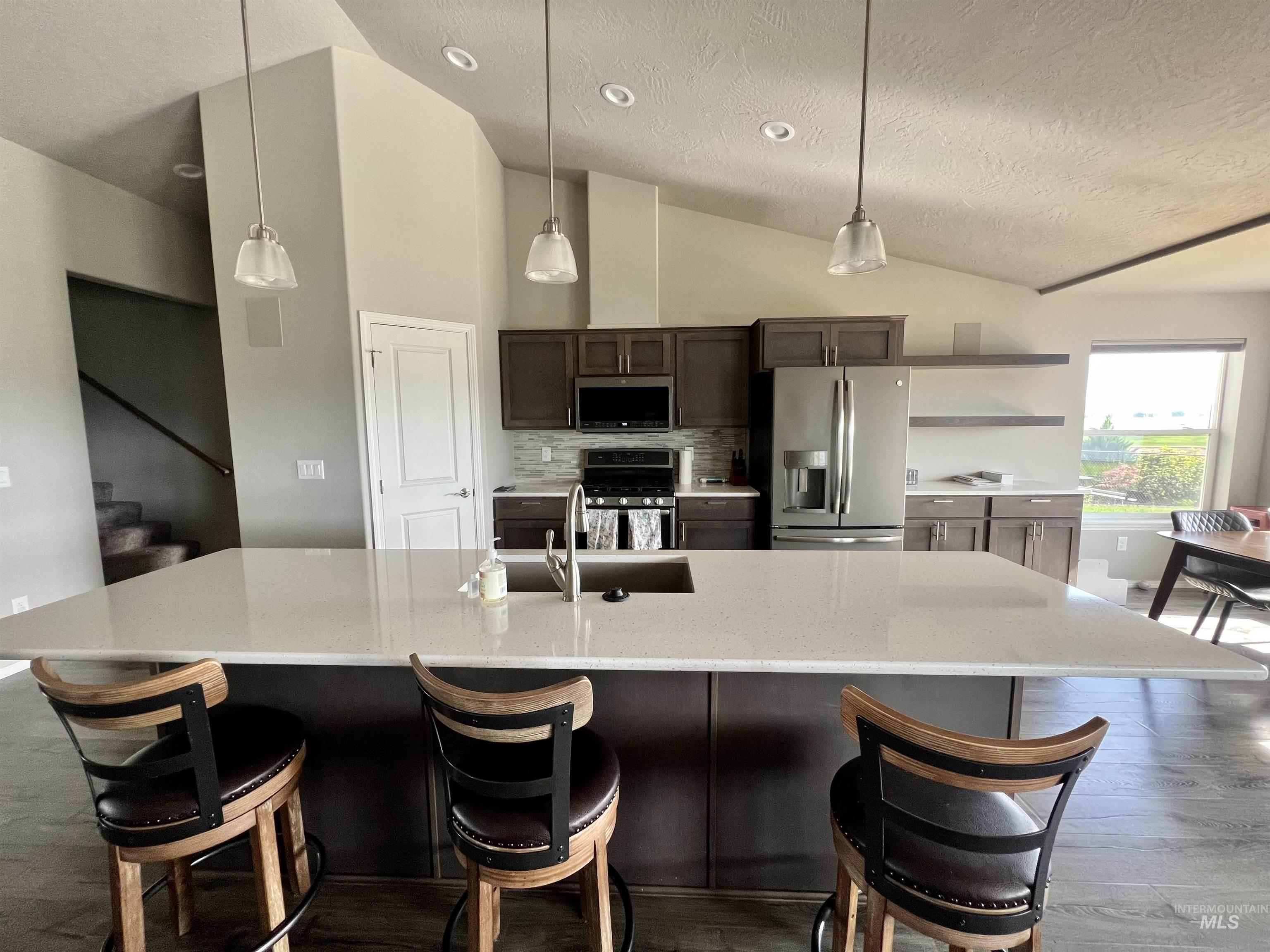 3237 Pathfinder Way