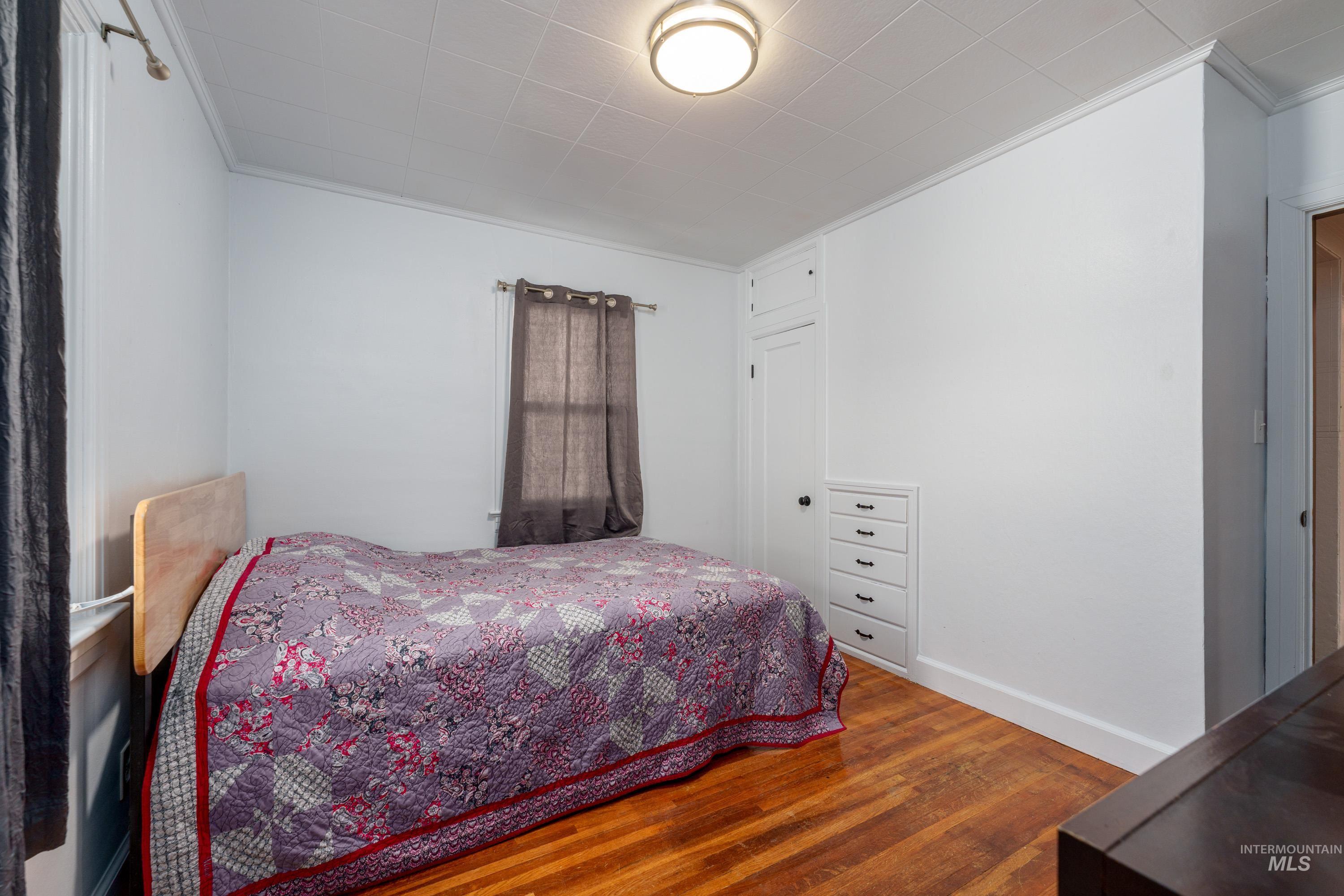 1113 10th Street