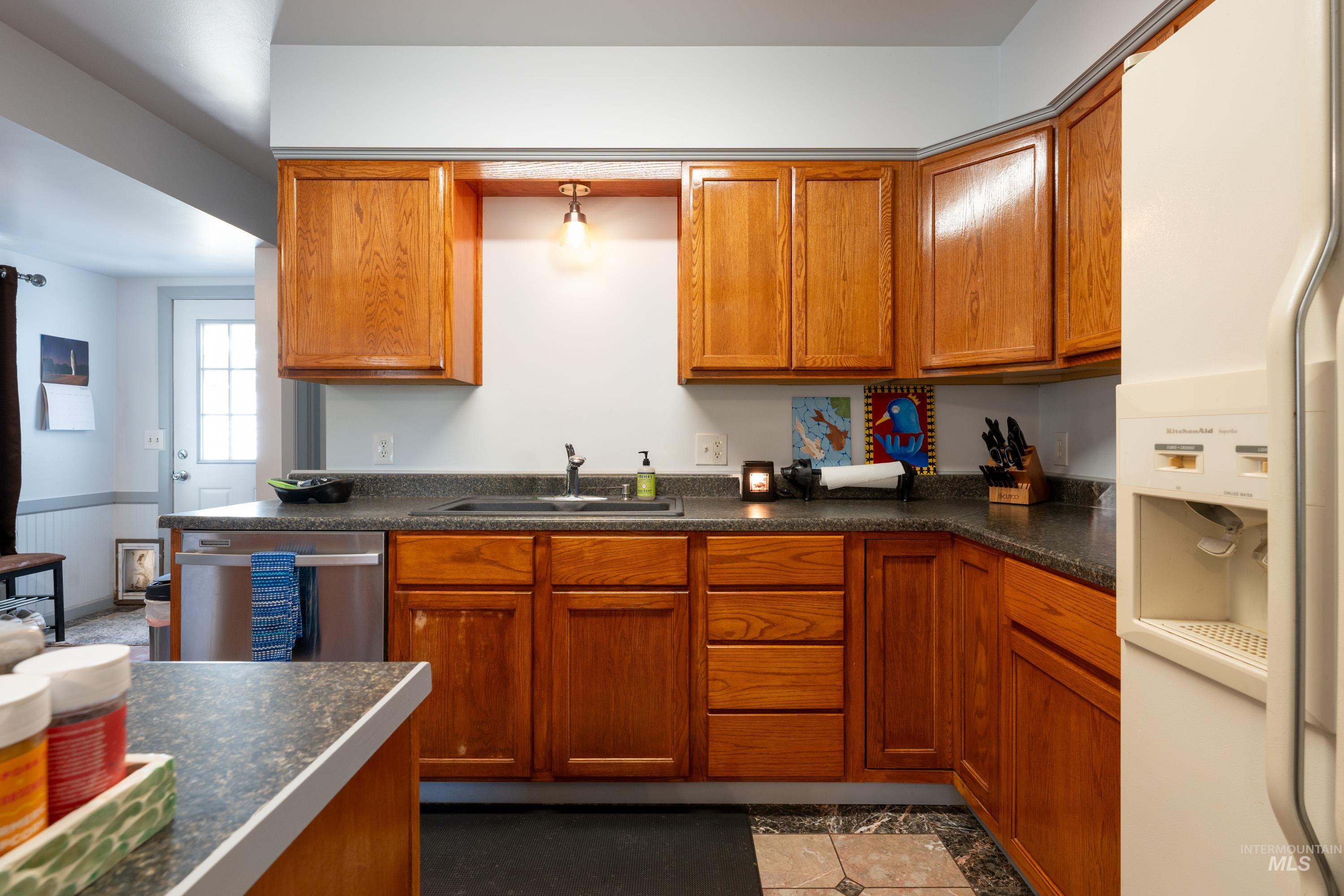 1113 10th Street