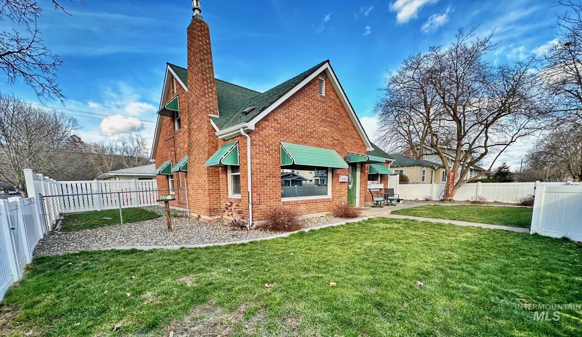503 6th Ave