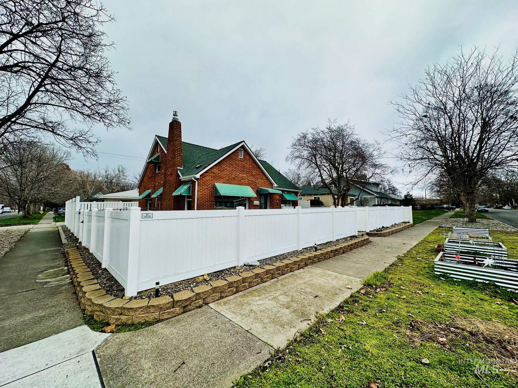 503 6th Ave