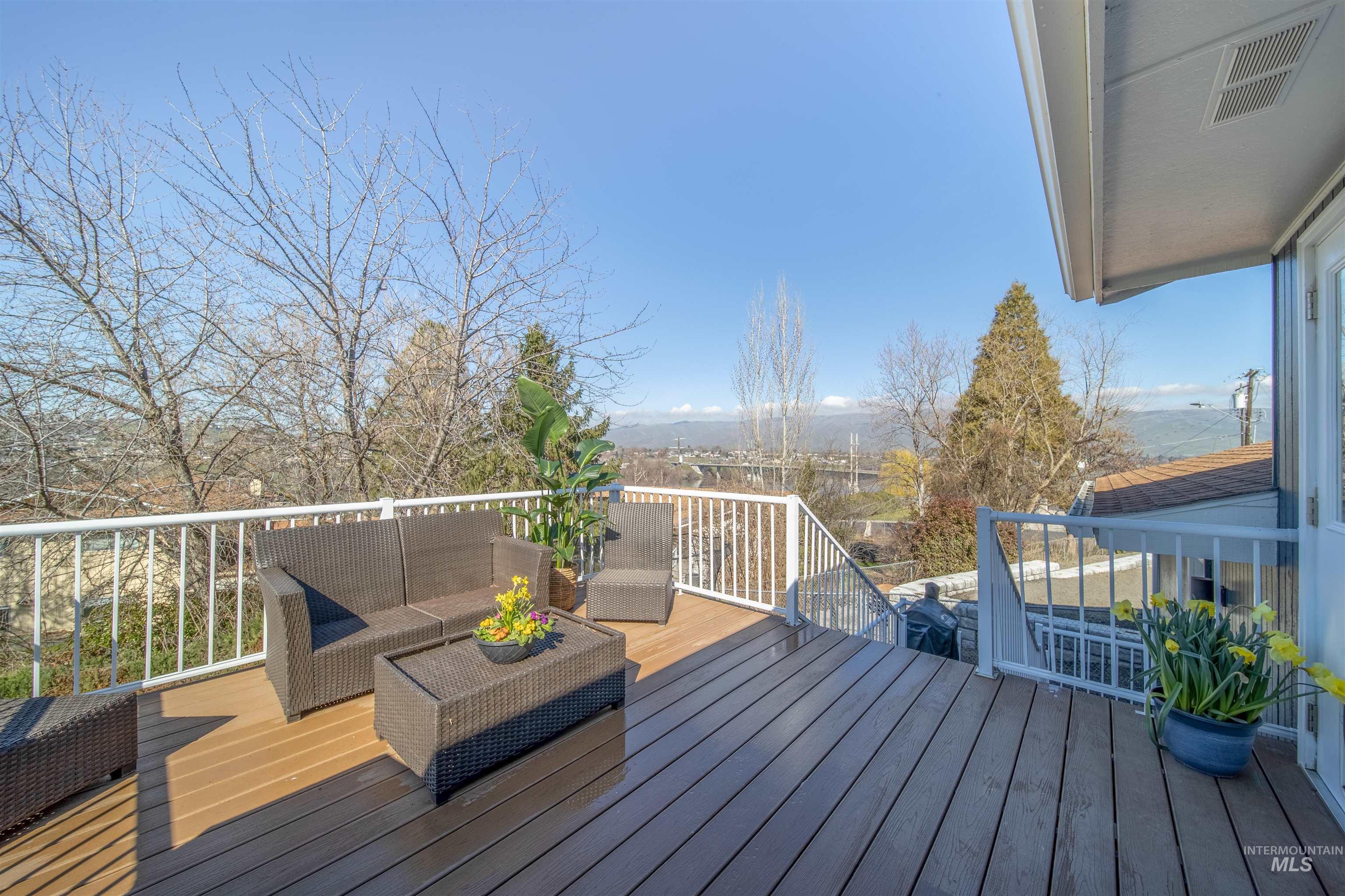 2614 Echo Hills Drive