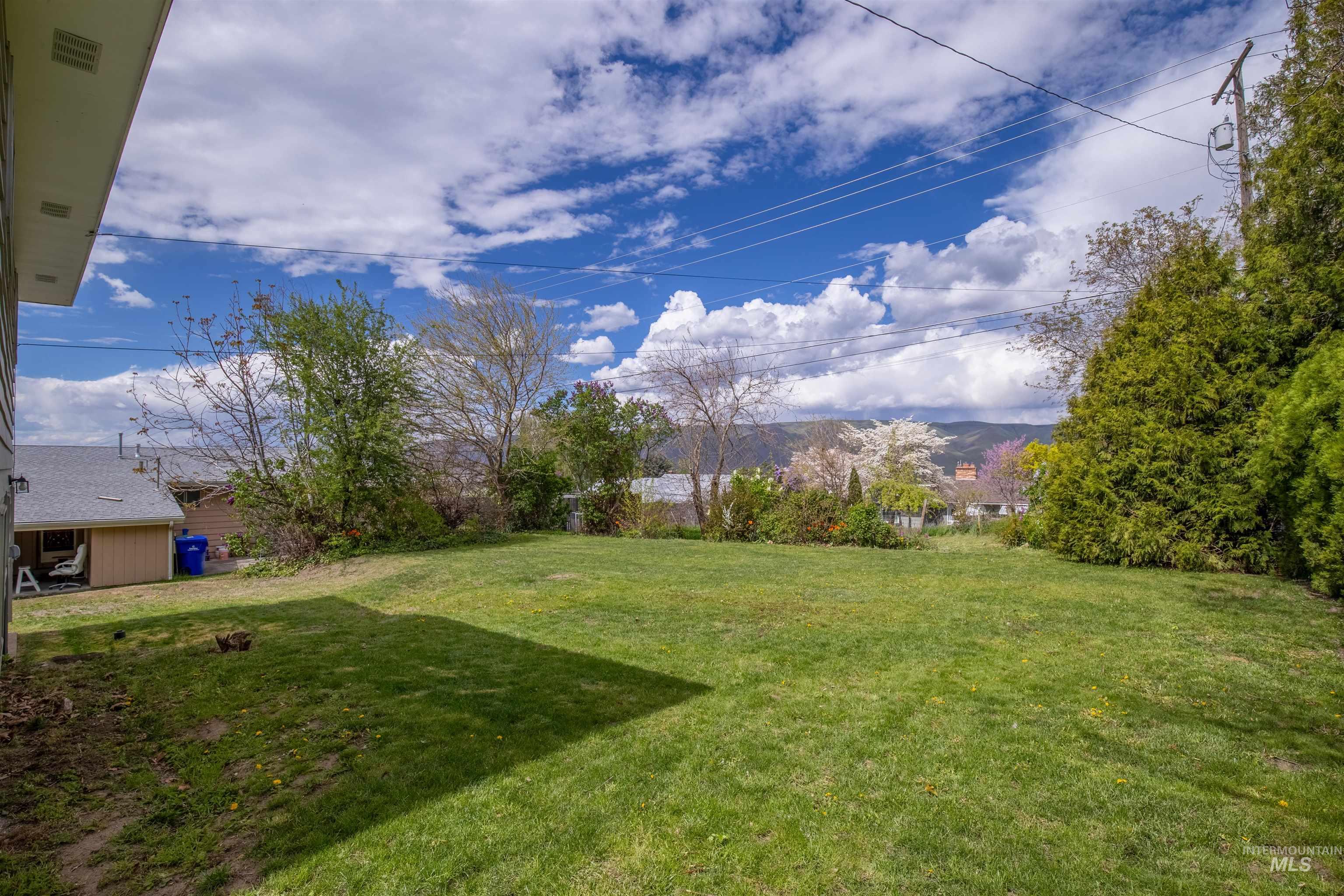 114 Hillcrest Road