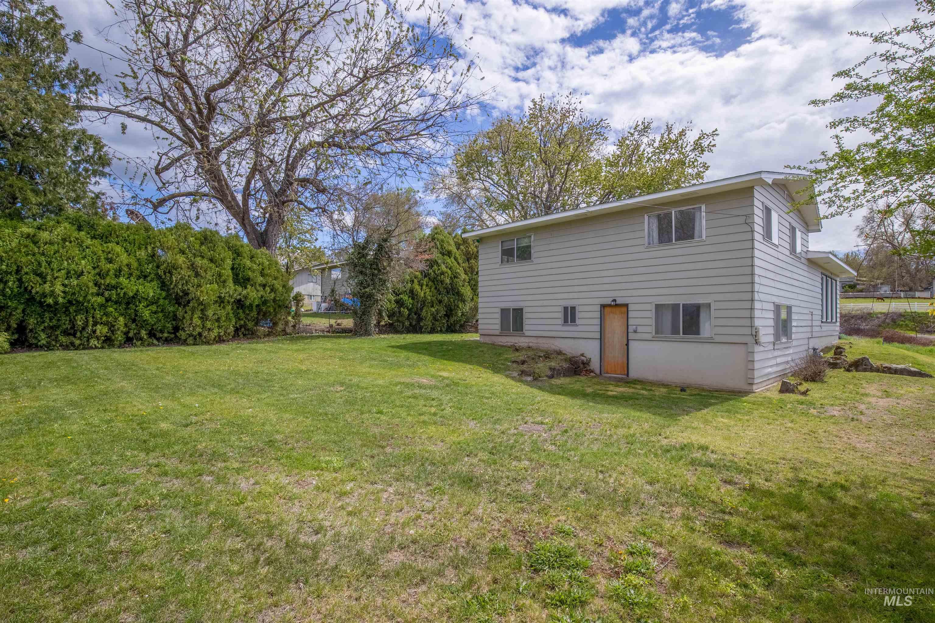 114 Hillcrest Road