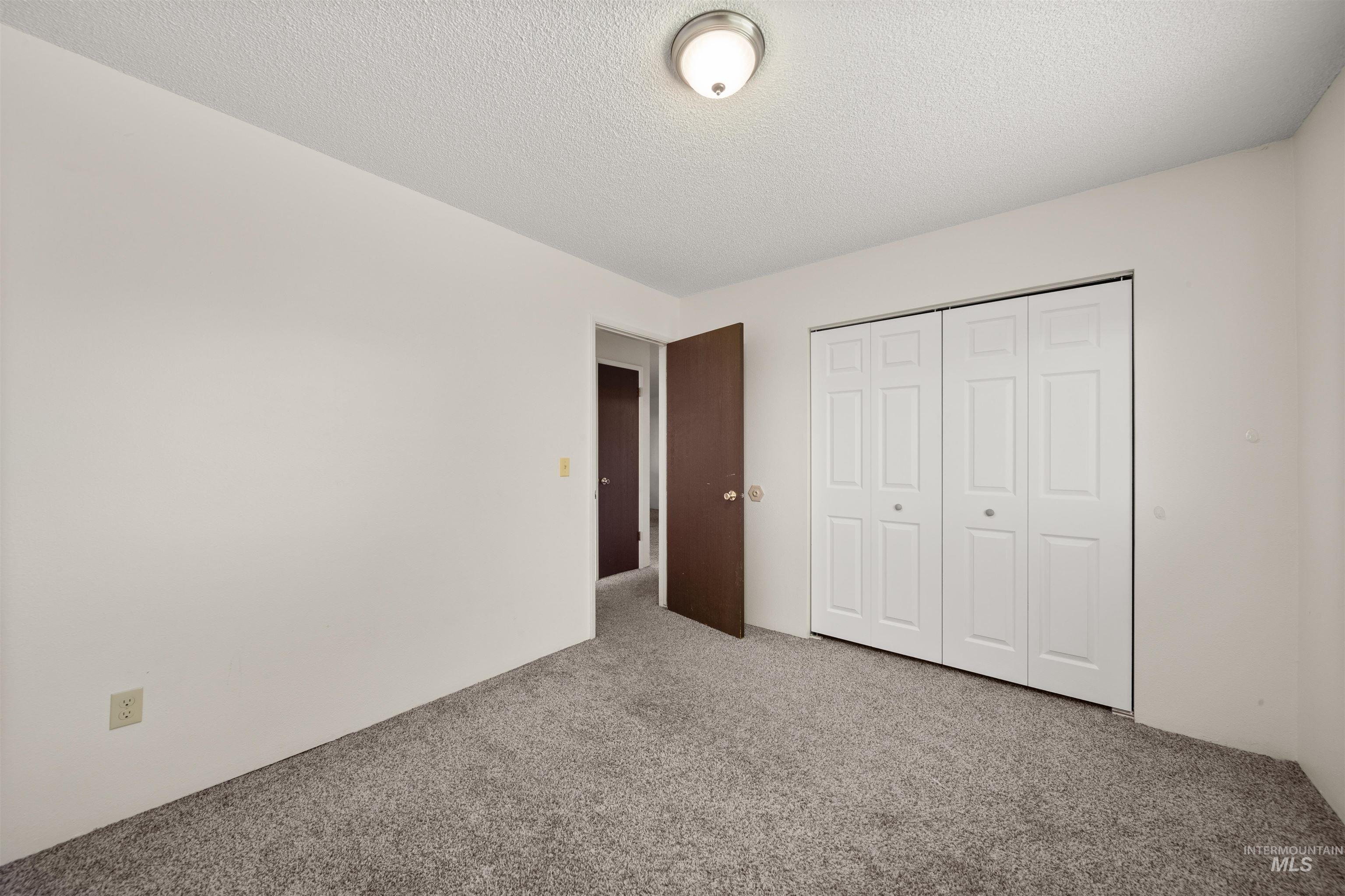 535 & 537 Bryden Ave