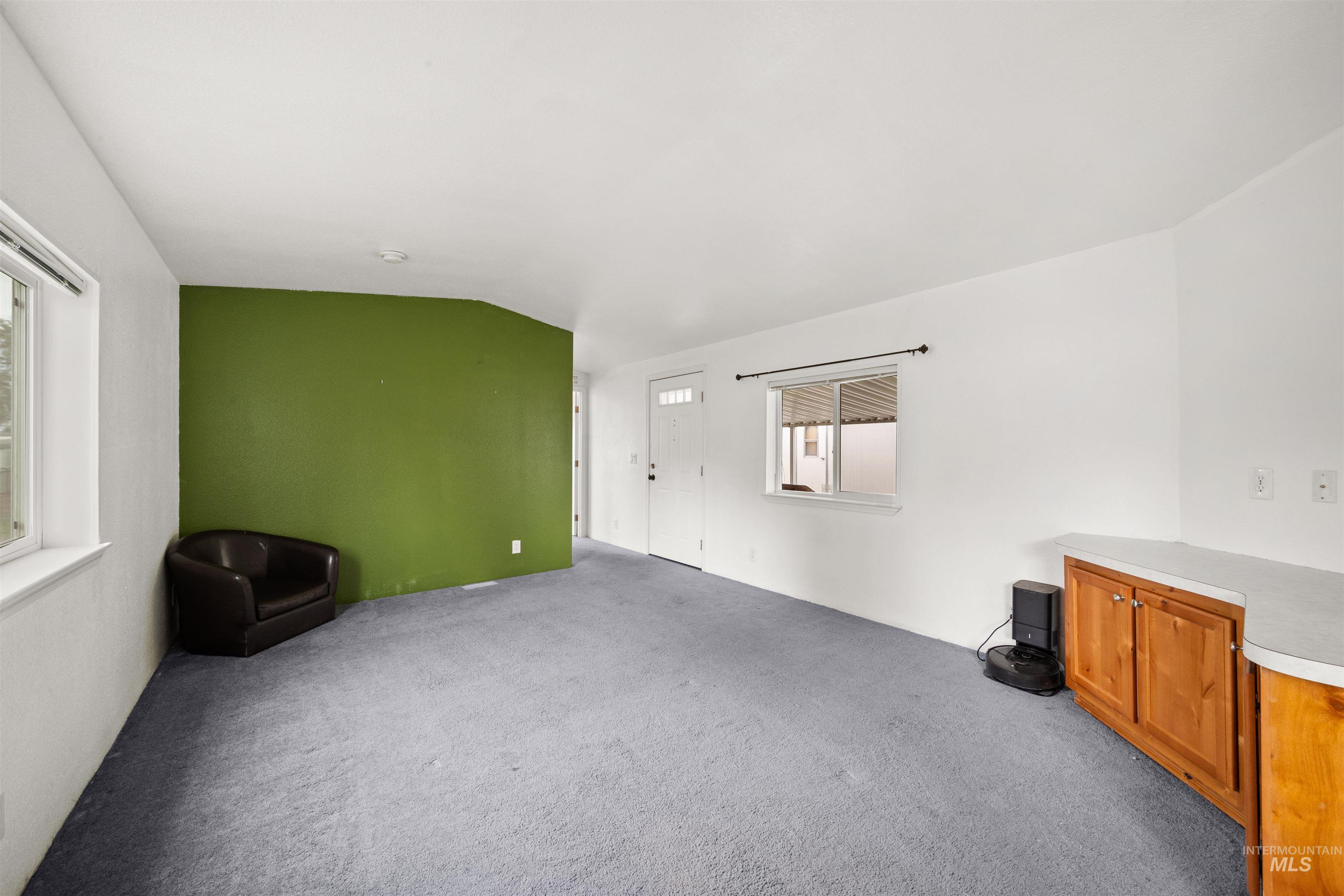 924 Vista #8 Avenue