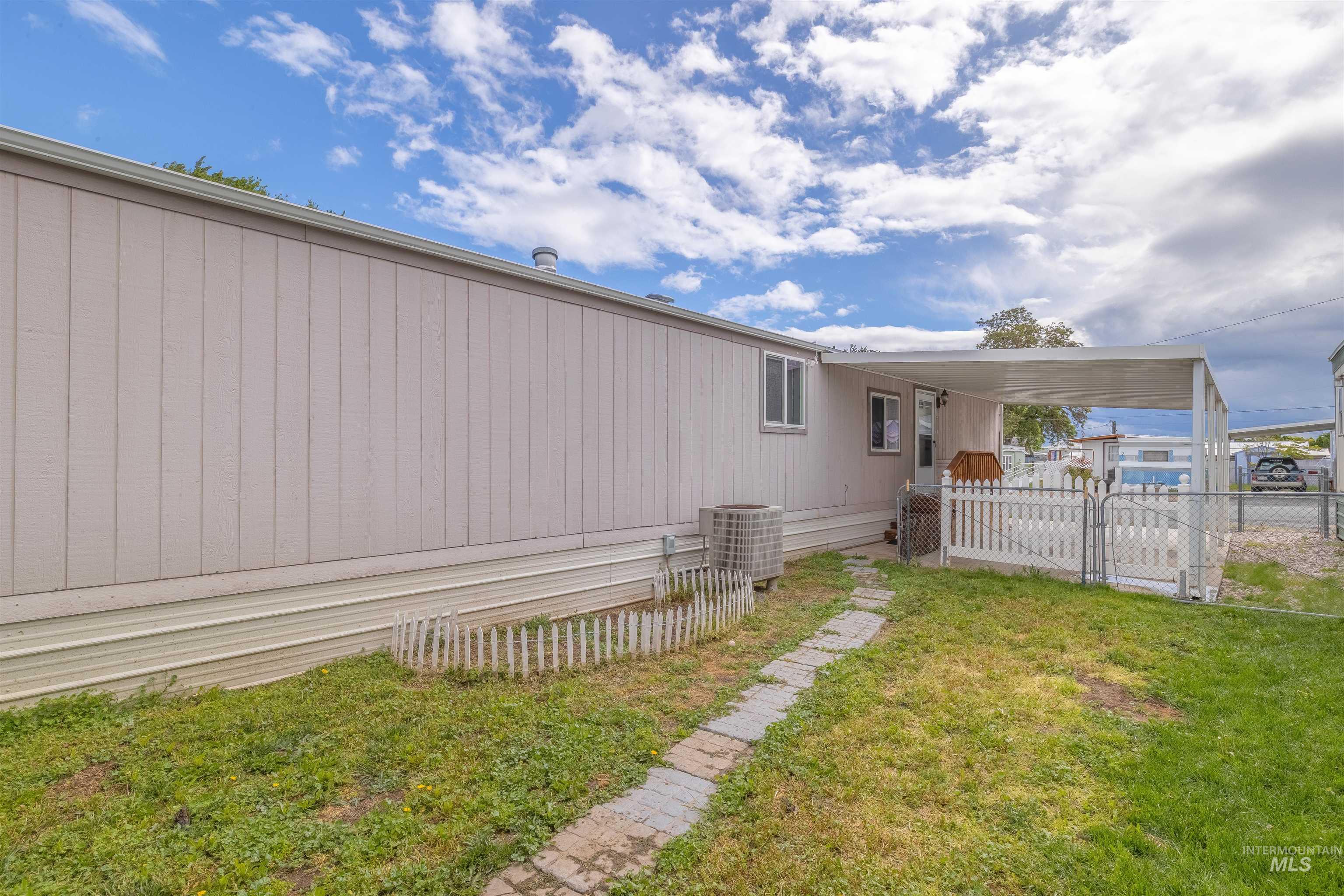 924 Vista #8 Avenue