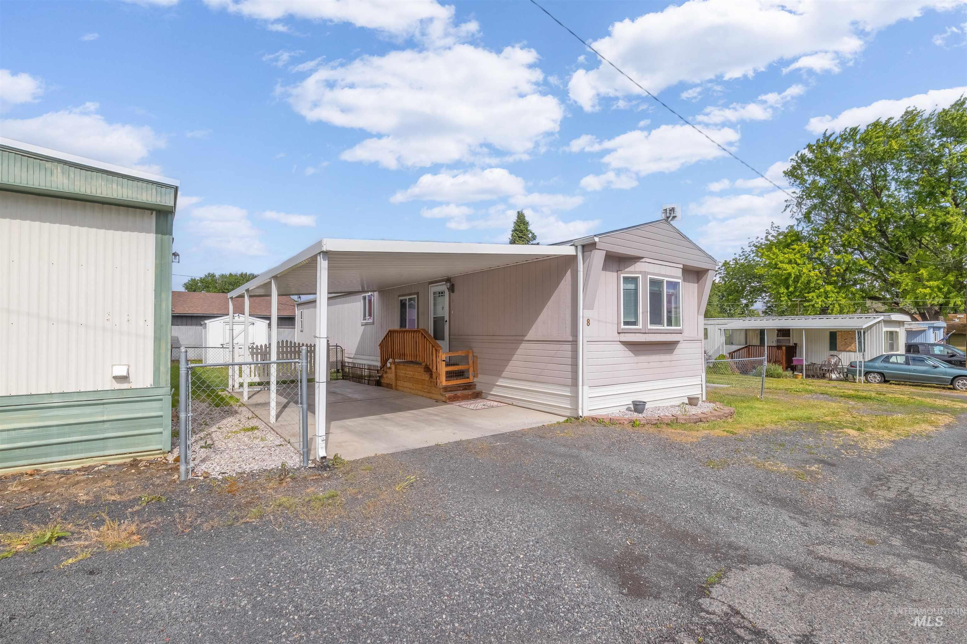 924 Vista #8 Avenue