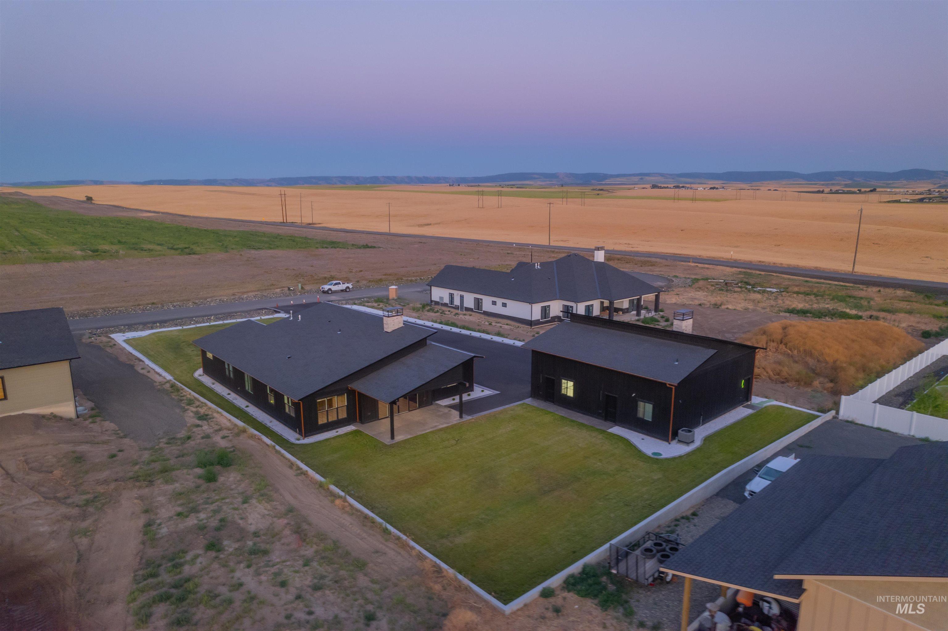 2080 Mountain Vista Ct