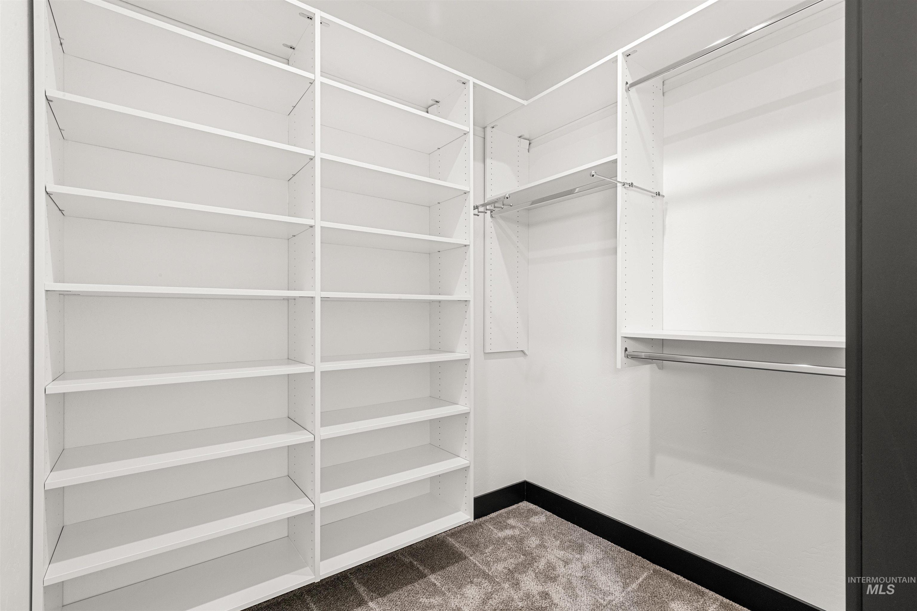 2080 Mountain Vista Ct