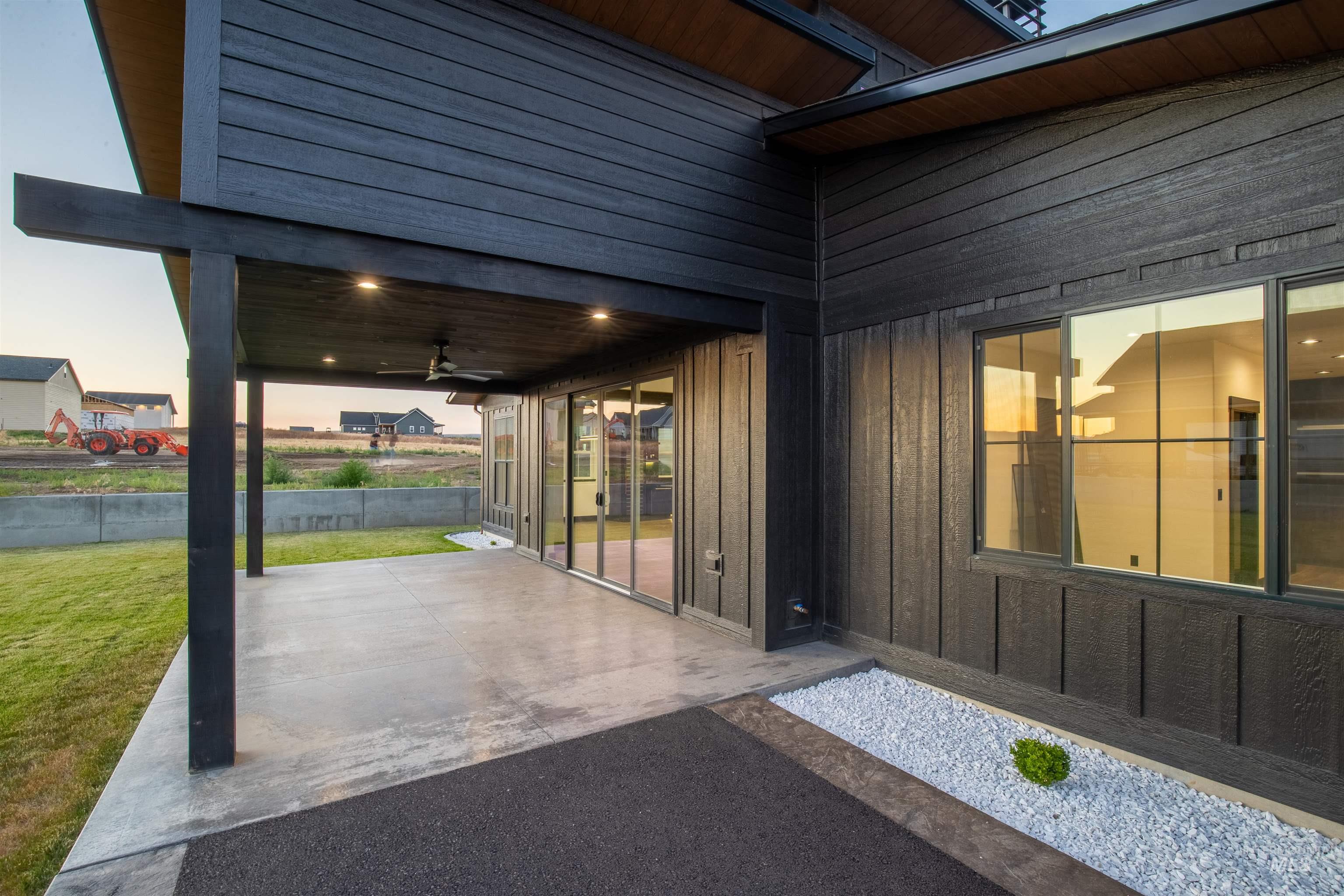 2080 Mountain Vista Ct