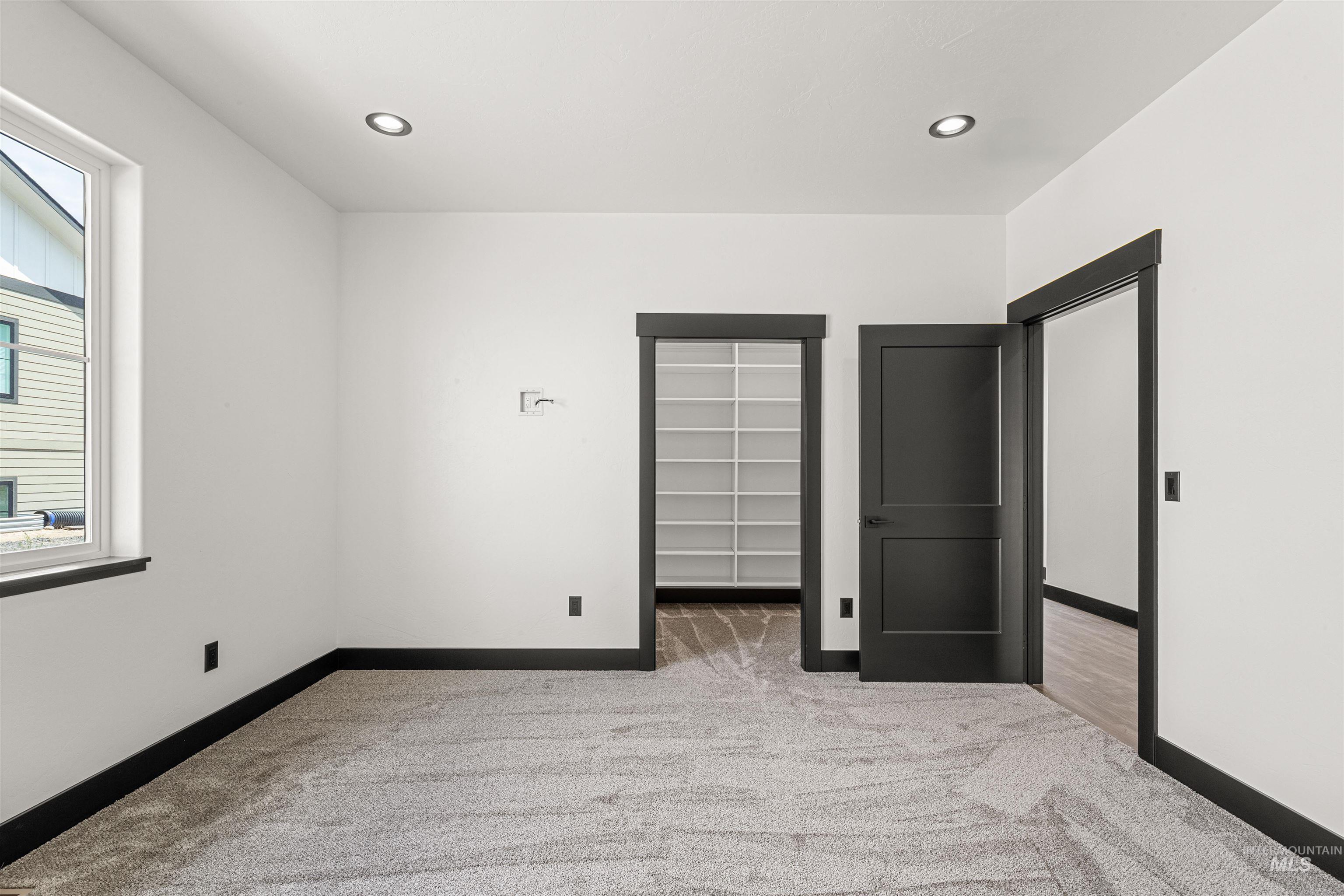 2080 Mountain Vista Ct