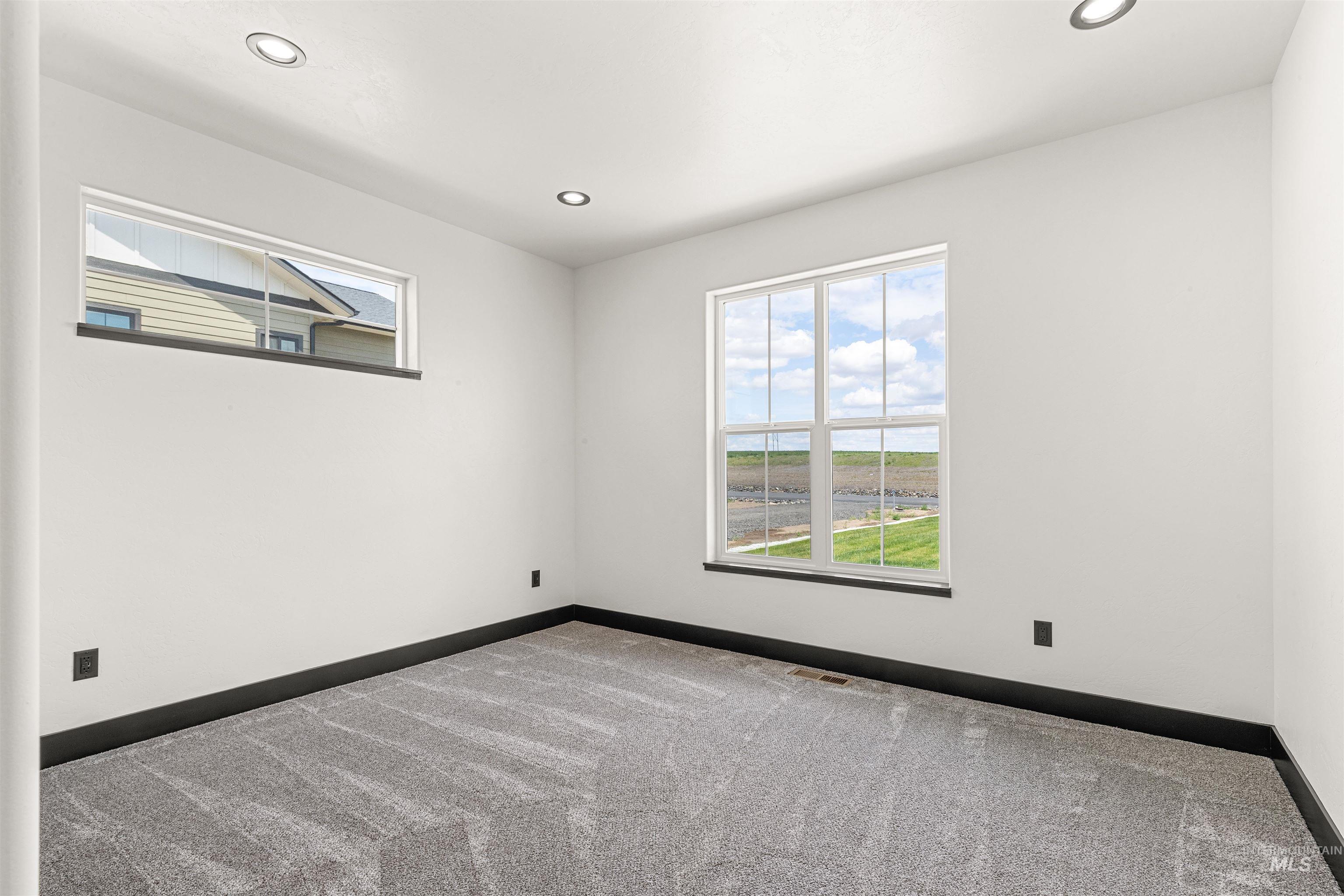 2080 Mountain Vista Ct