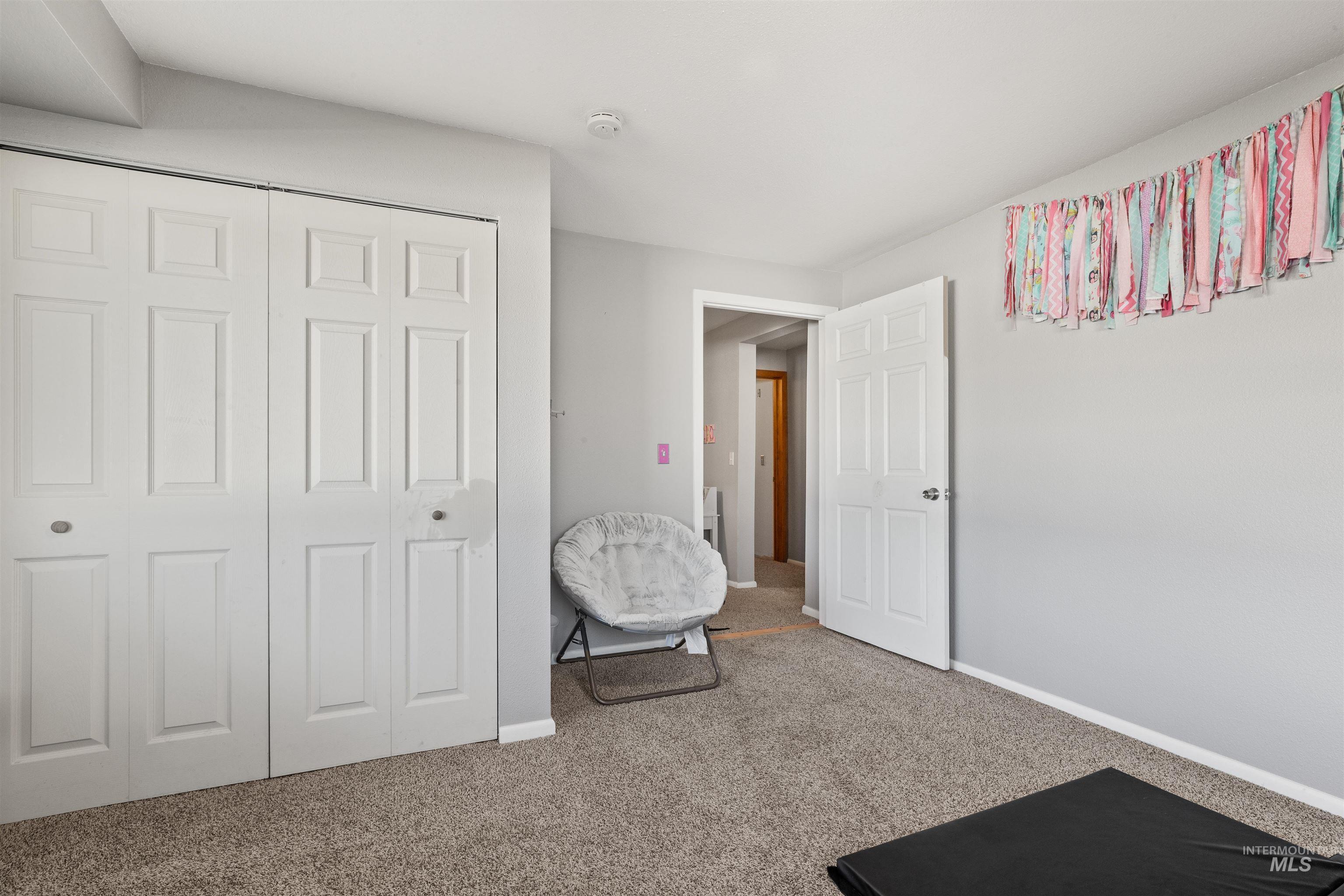 3404 Meadowlark Dr.