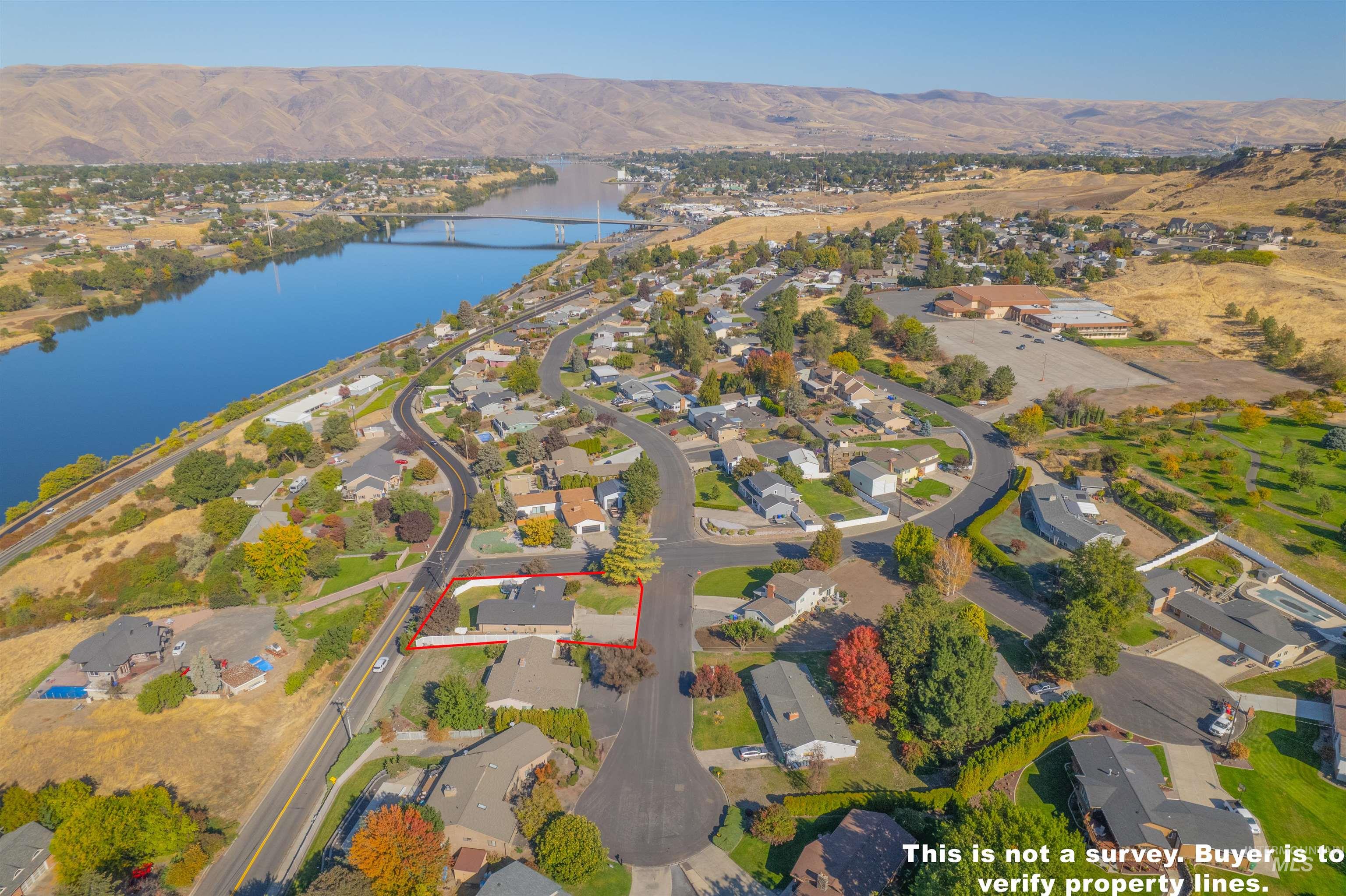 3404 Meadowlark Dr.