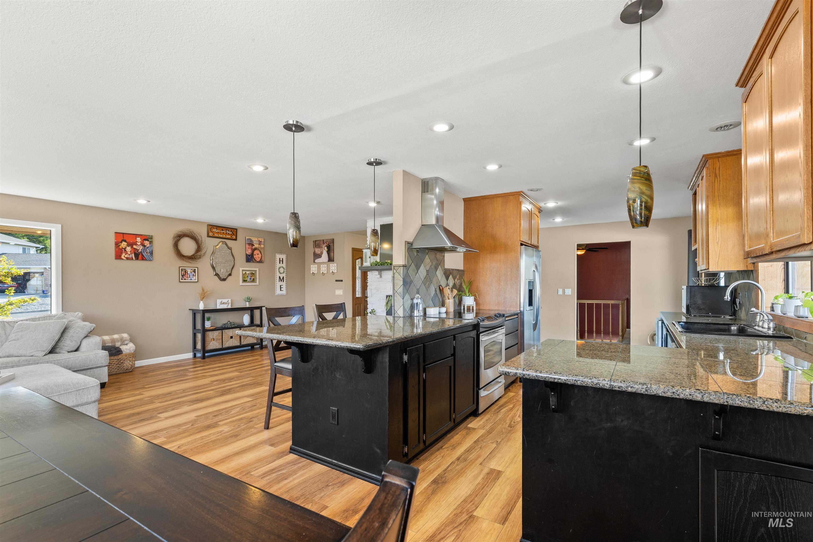 3404 Meadowlark Dr.