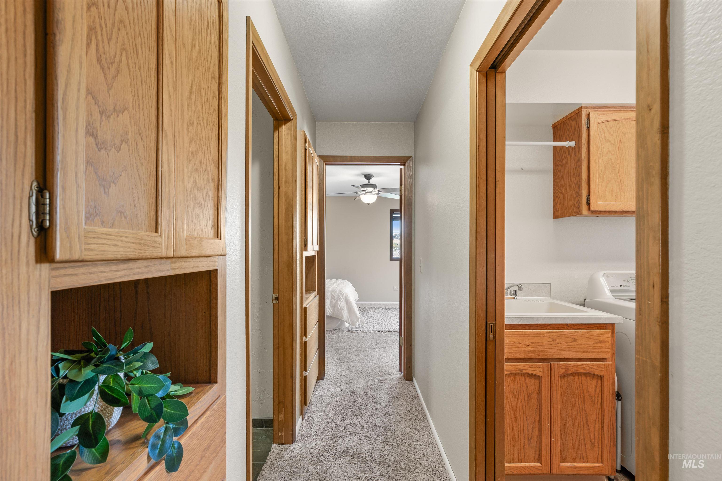 3404 Meadowlark Dr.