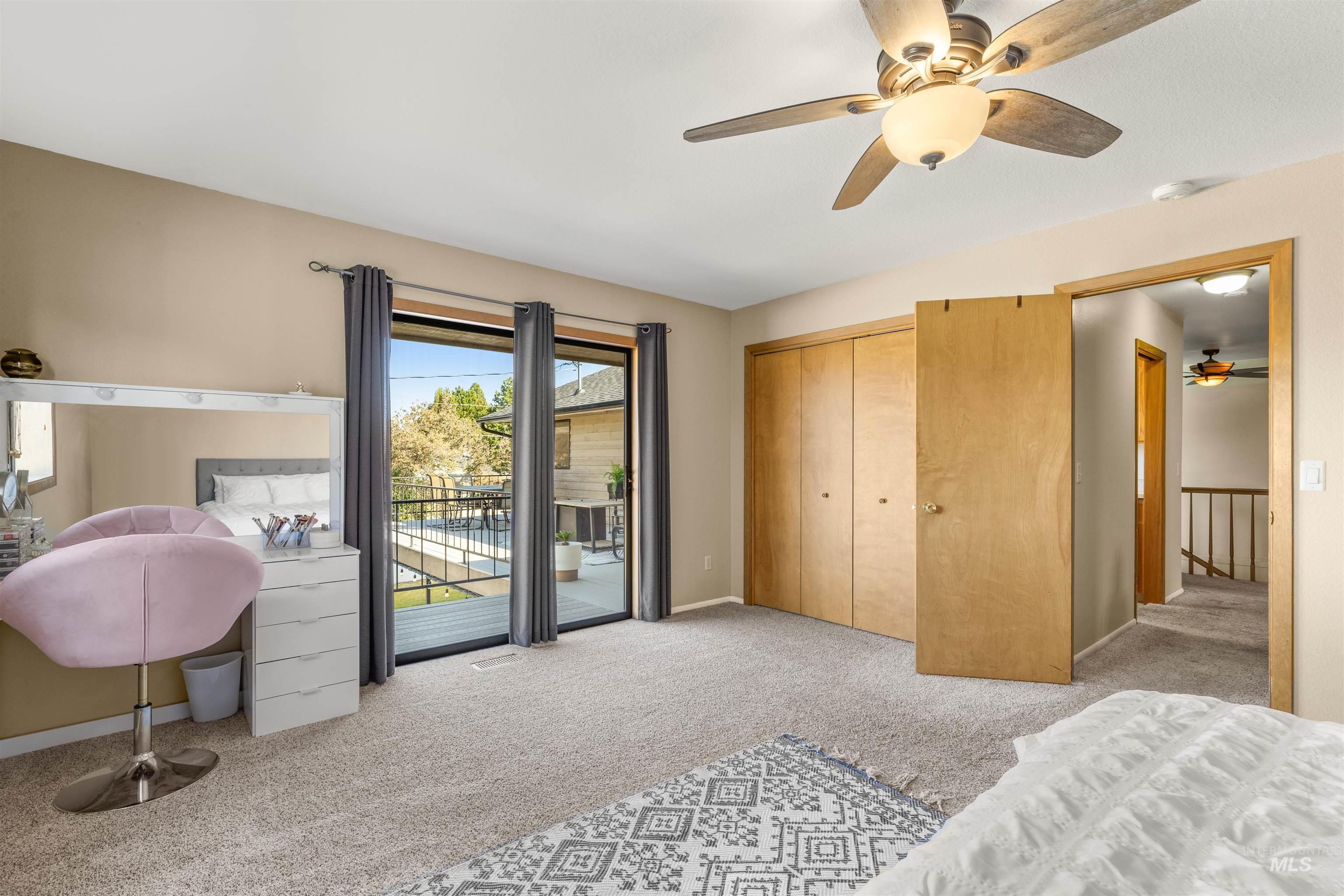 3404 Meadowlark Dr.